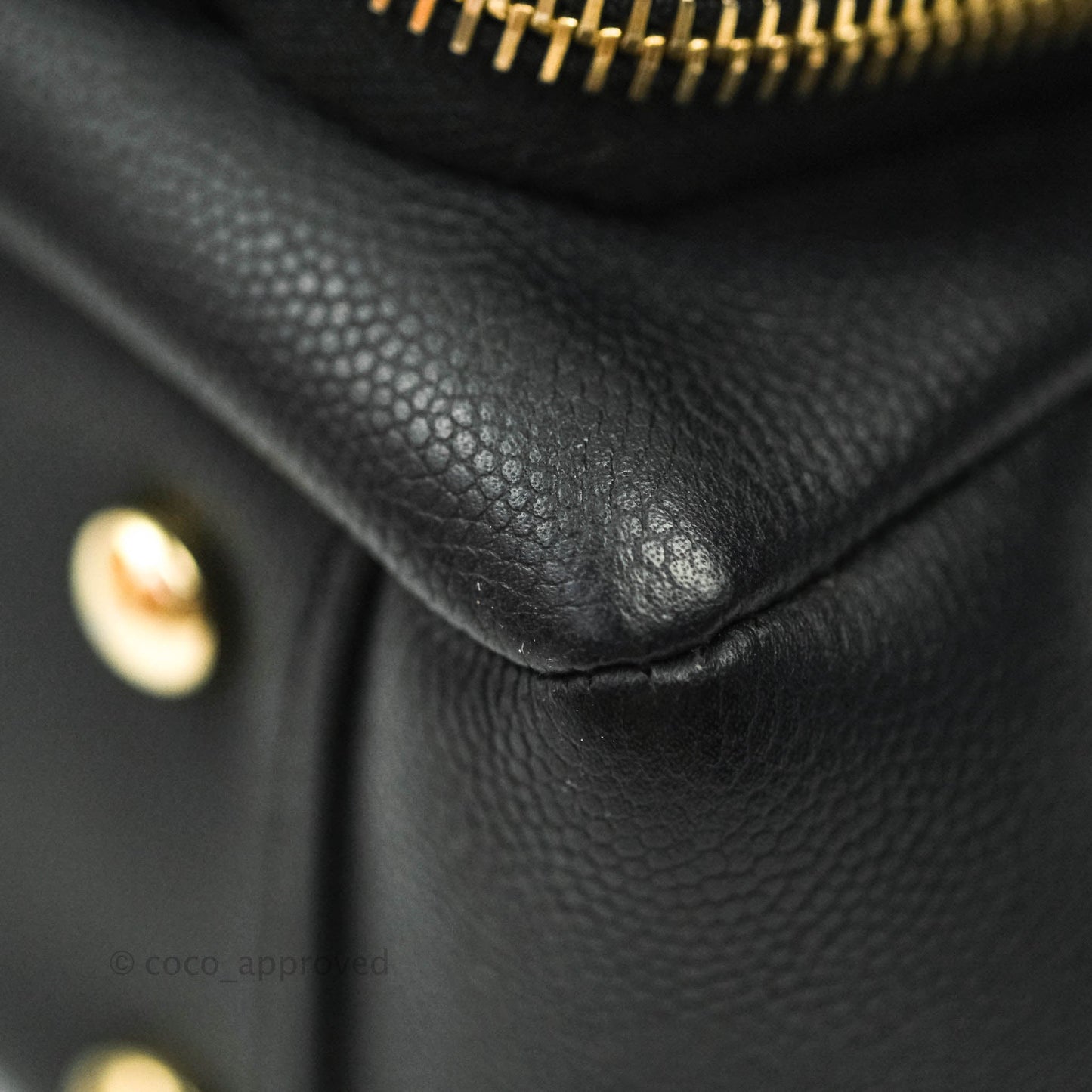 Chanel Quilted Medium Business Affinity Flap Black Caviar Light Gold Hardware
