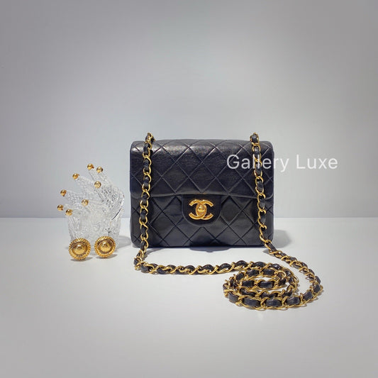 No.2464-Chanel Vintage Lambskin Classic Mini 17cm