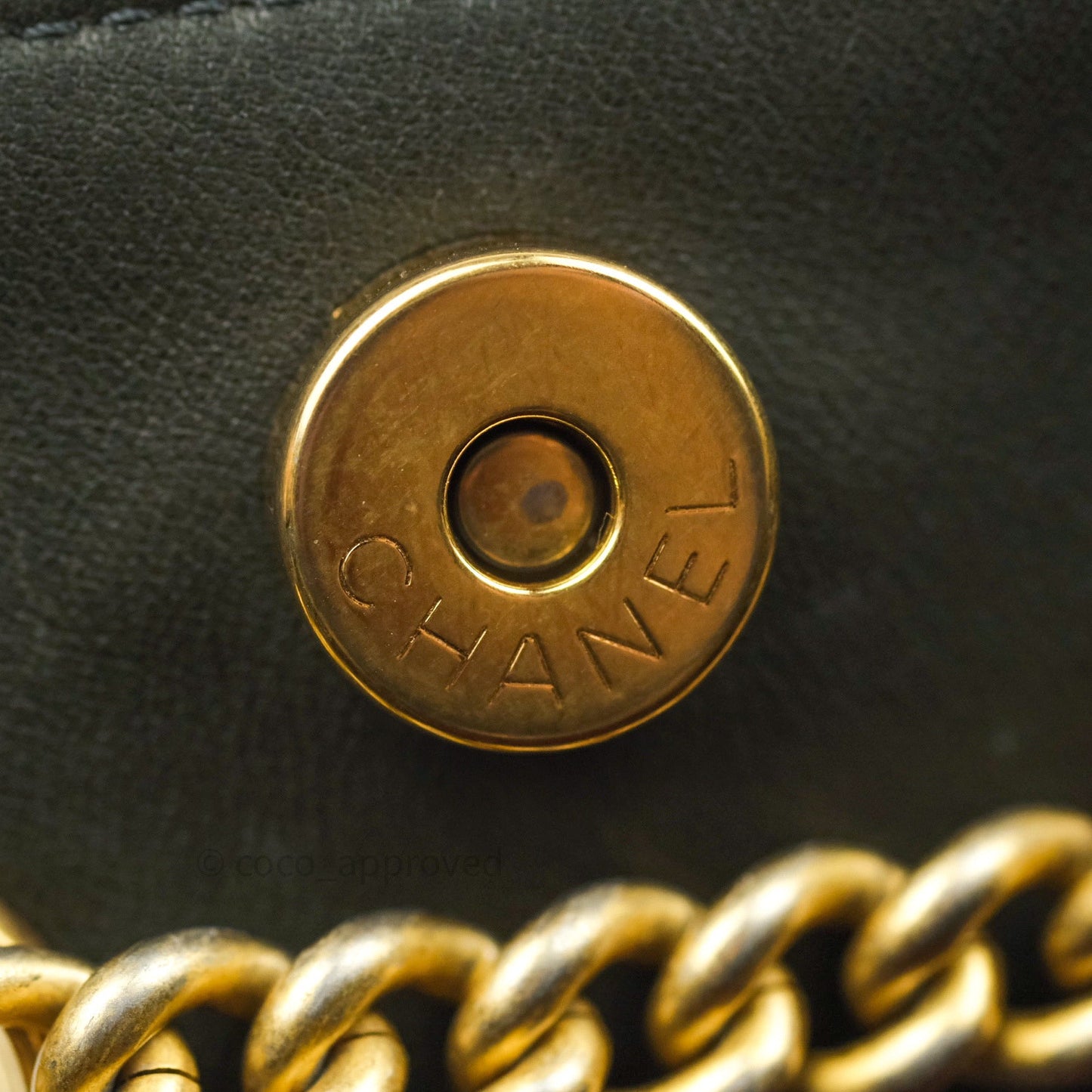 Chanel On My Shoulder Calfskin Bucket Bag⁣