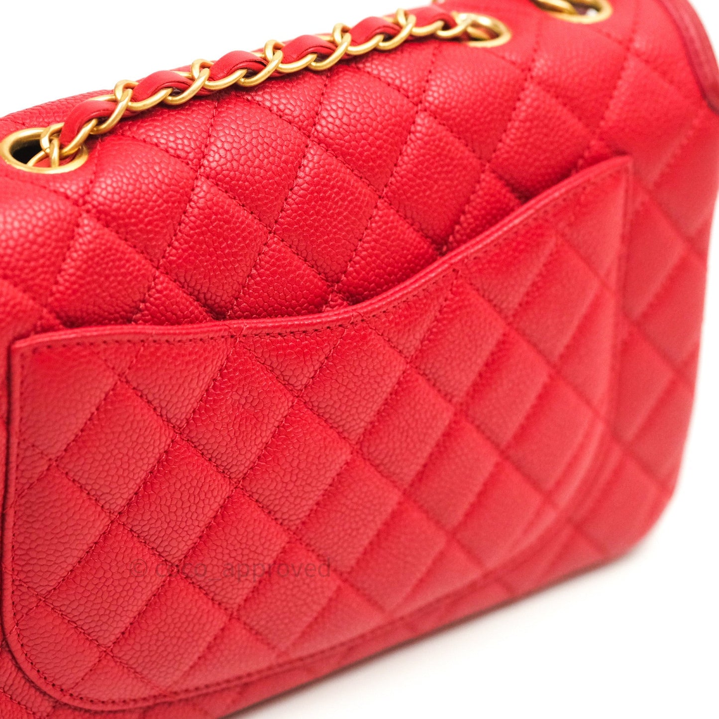 Chanel Quilted Medium CC Filigree Flap Red Caviar