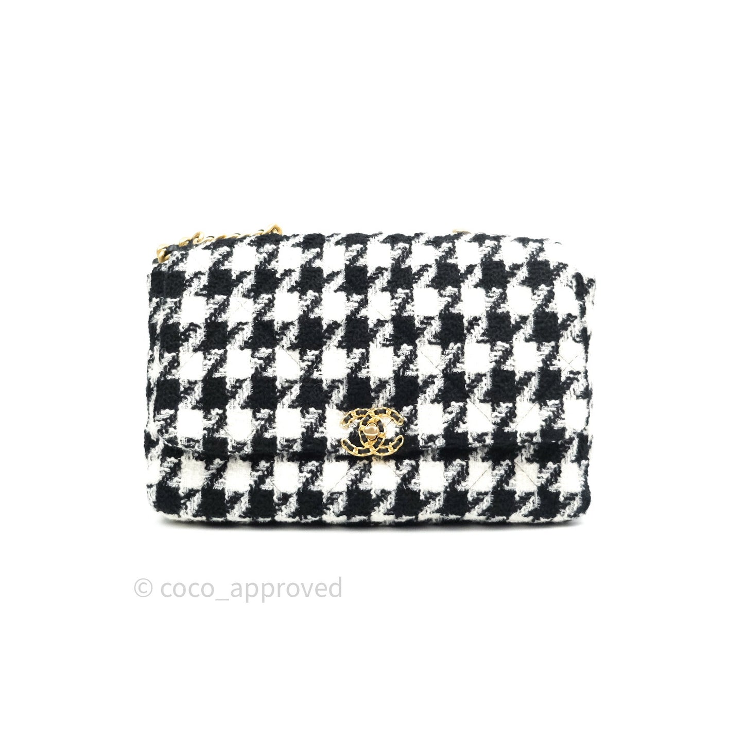 Chanel 19 Maxi Tweed White Black Houndstooth Mixed Hardware 19K