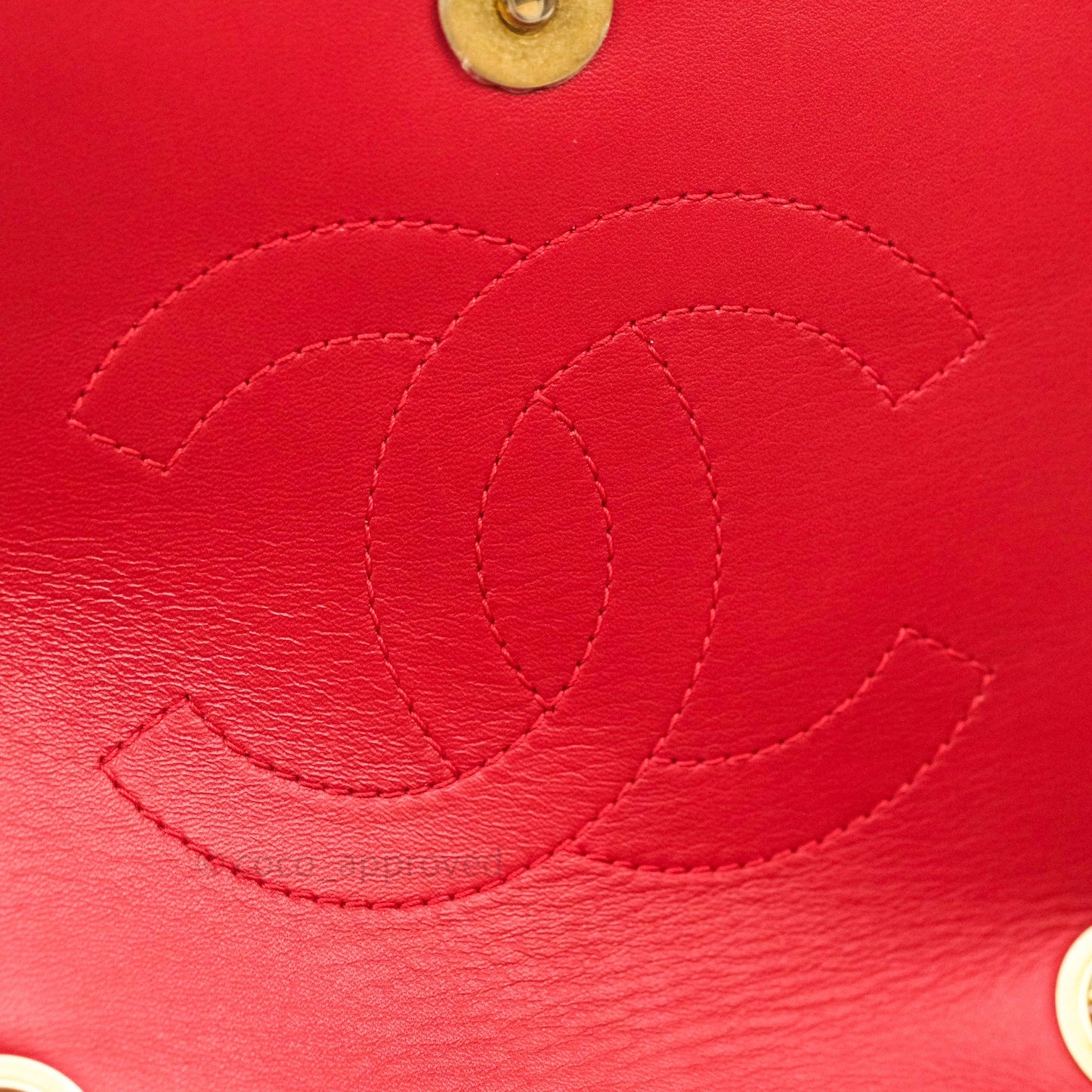 Chanel Quilted Medium CC Filigree Flap Red Caviar