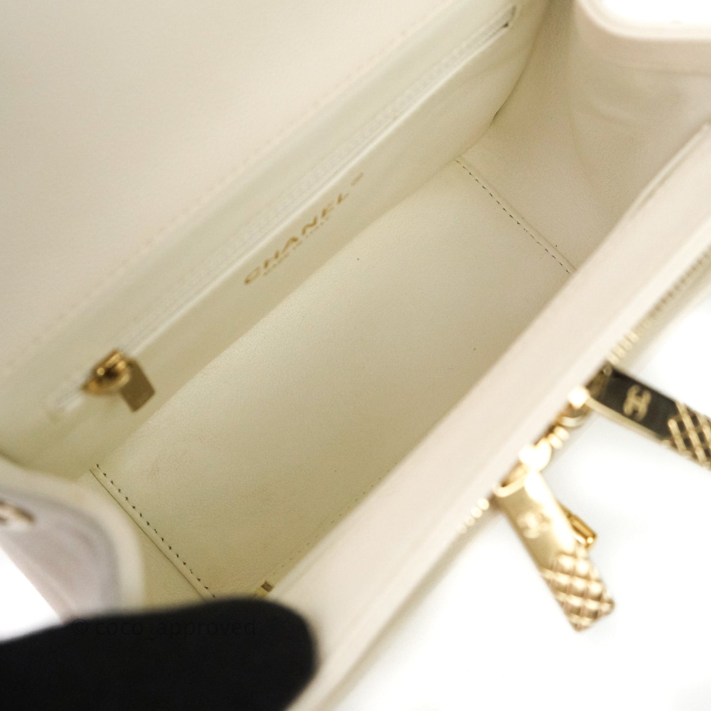 Chanel Quilted Small Business Affinity Flap Ivory Caviar Light Gold Hardware