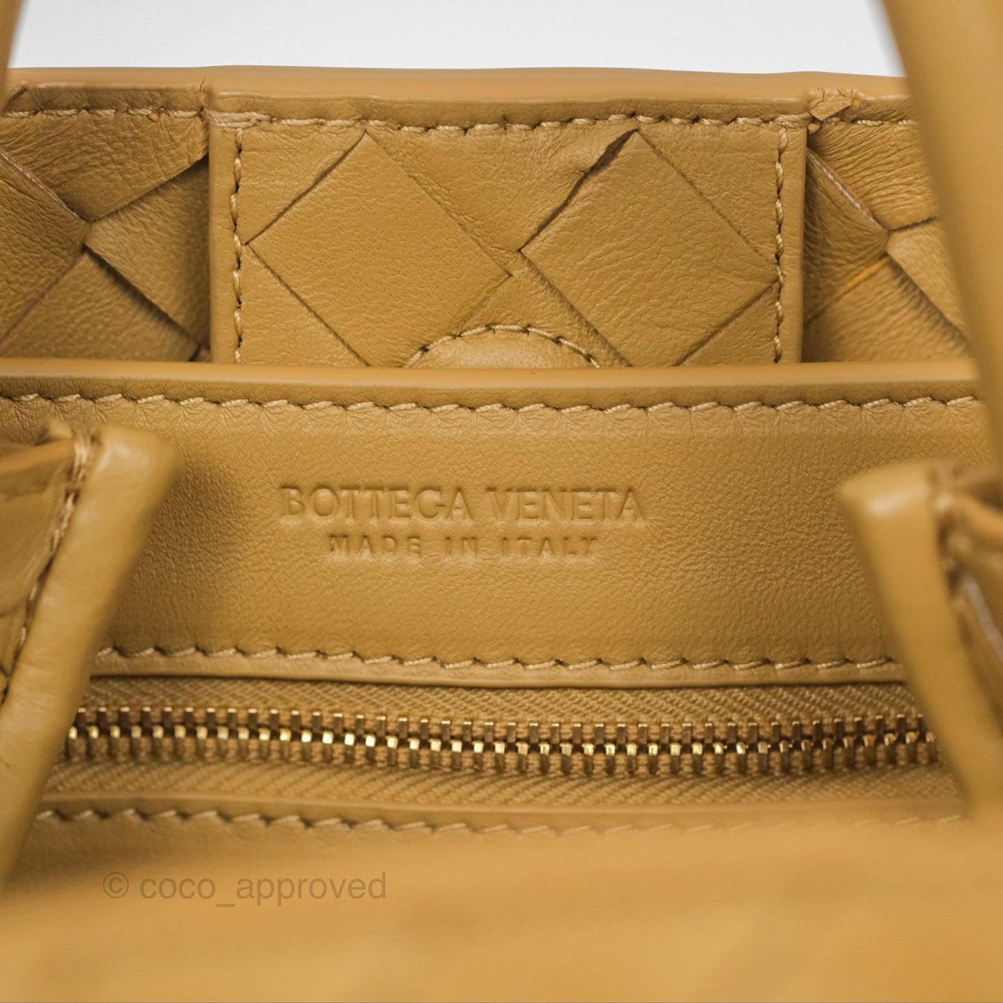 Bottega Veneta Small Andiamo Bag Dark Praline Intrecciato Lambskin