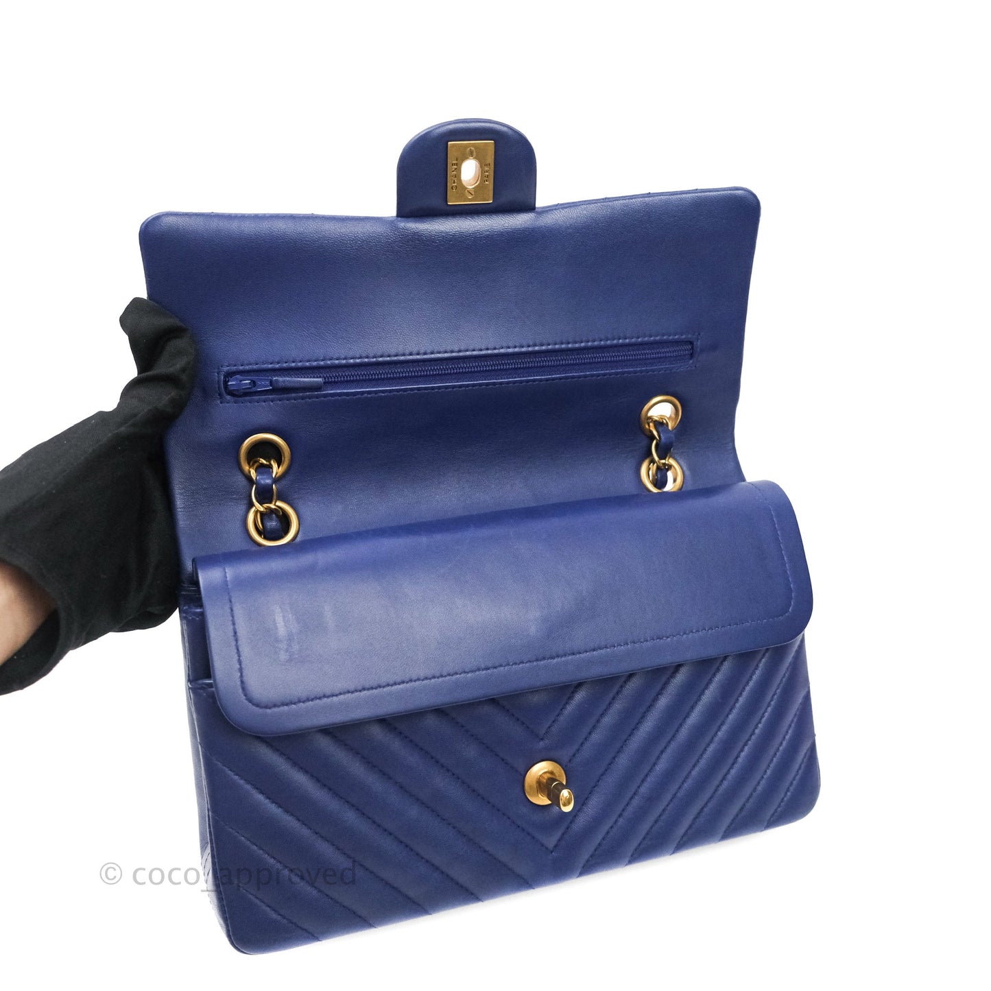 Chanel Classic Chevron M/L Medium Flap Blue Lambskin Gold Hardware
