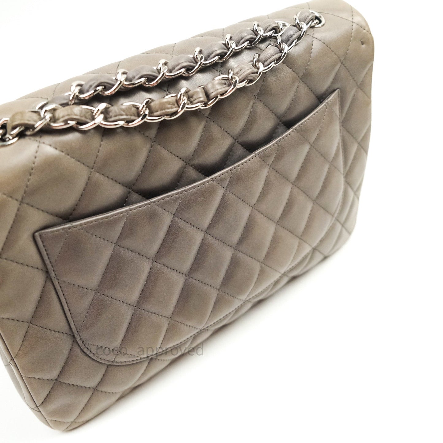 Chanel Jumbo Single Flap Grey Lambskin Silver Hardware⁣⁣
