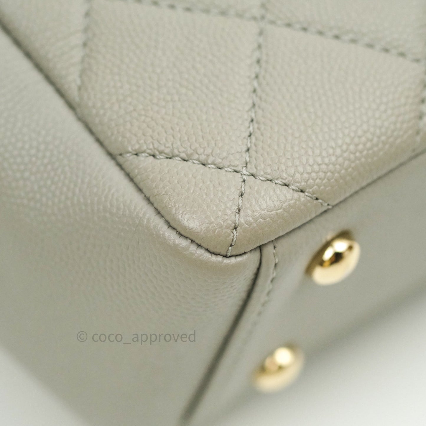 Chanel Quilted Small Business Affinity Flap Grey Caviar Light Gold Hardware