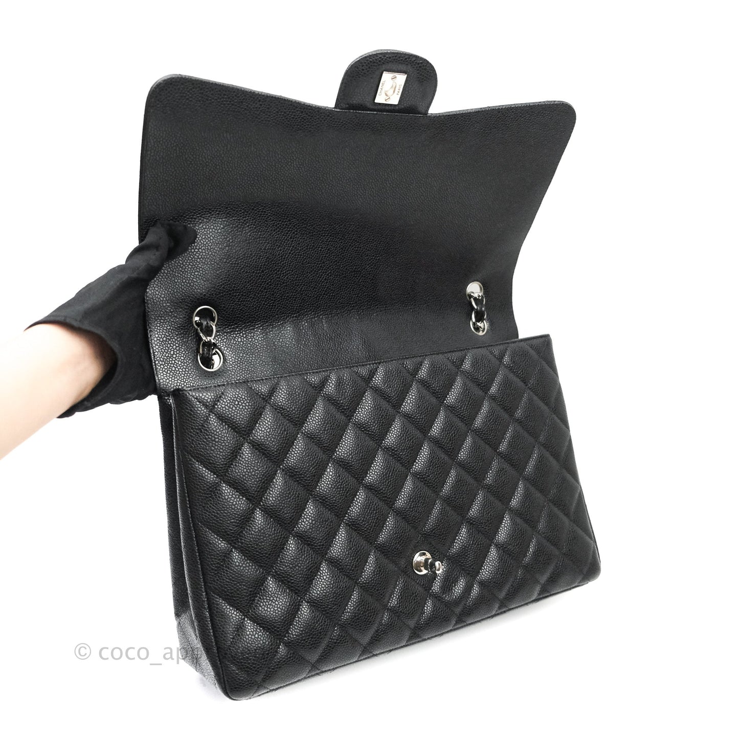 Chanel Single Flap Maxi Caviar Black Silver Hardware