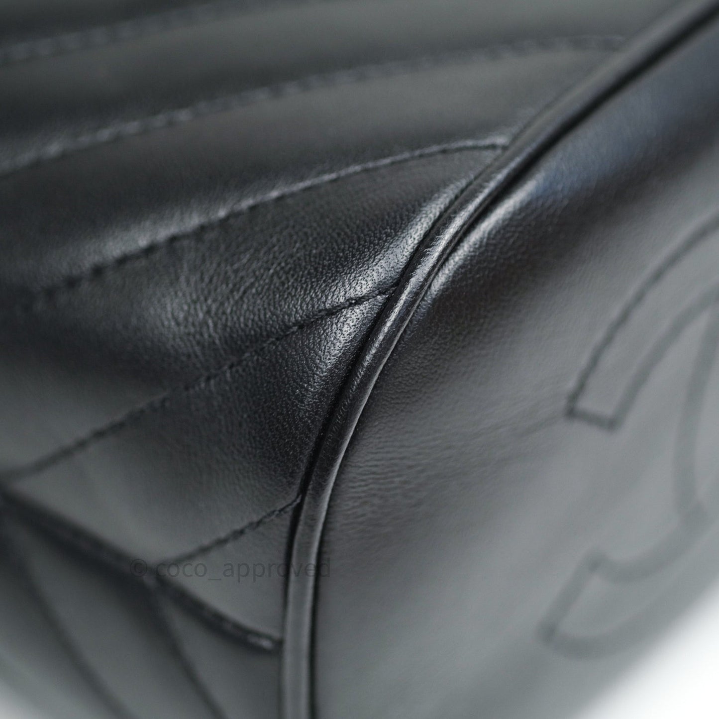 Chanel Chic Bucket Bag Black Lambskin Chevron Quilted With Handle