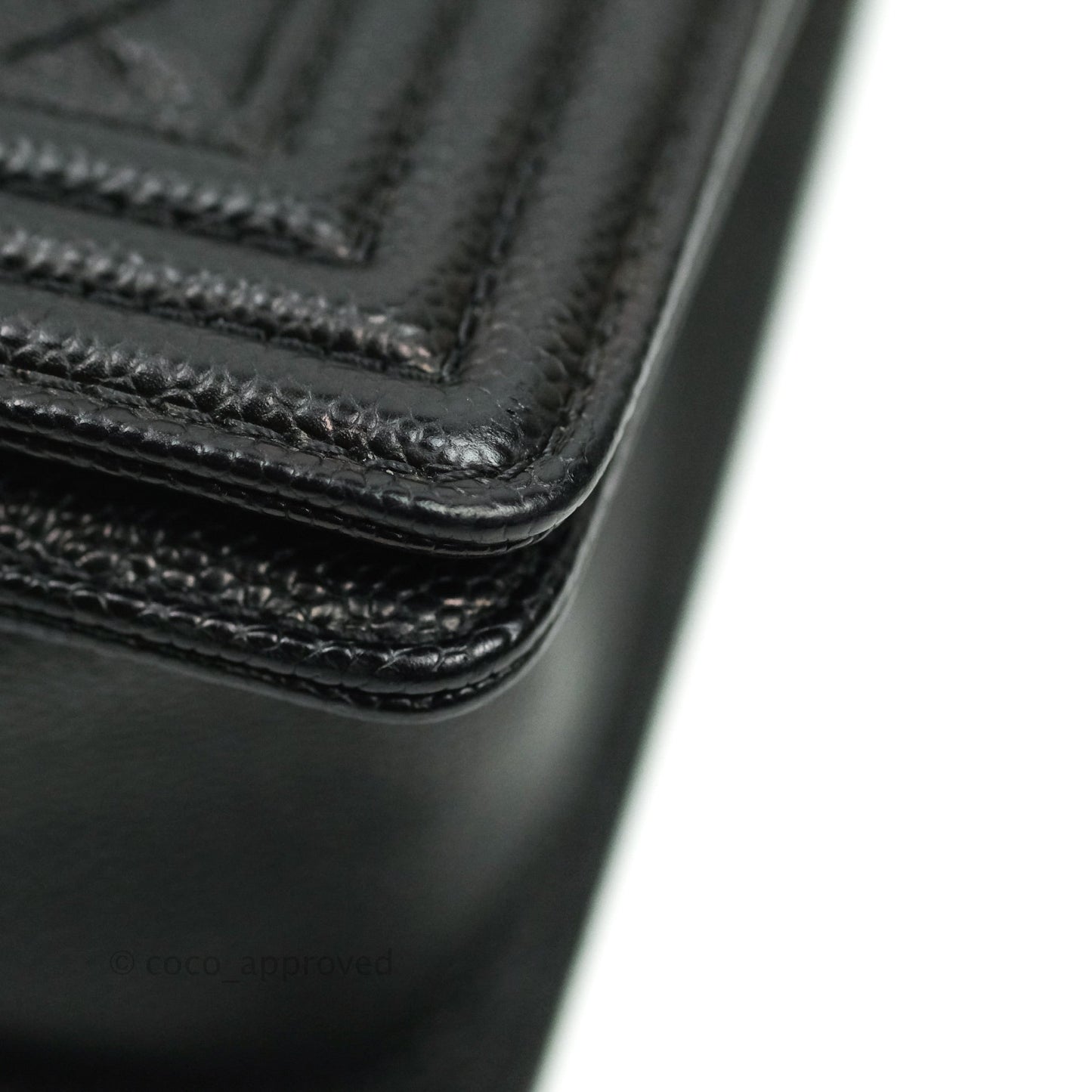 Chanel Boy Quilted Medium Black Caviar Ruthenium Hardware