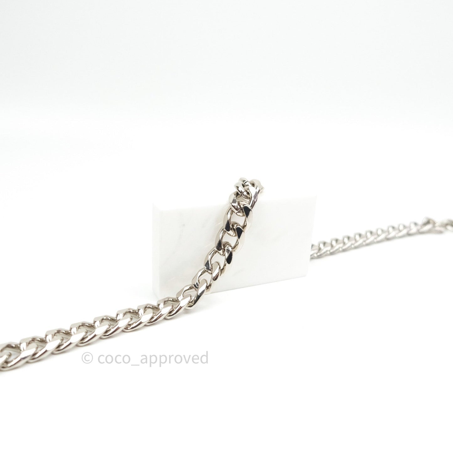 1.5cm Trimmed Aluminium Chain (Silver)
