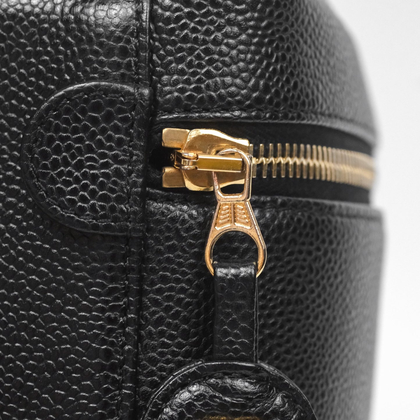 Chanel Vintage Vanity Case Black Caviar Gold Hardware