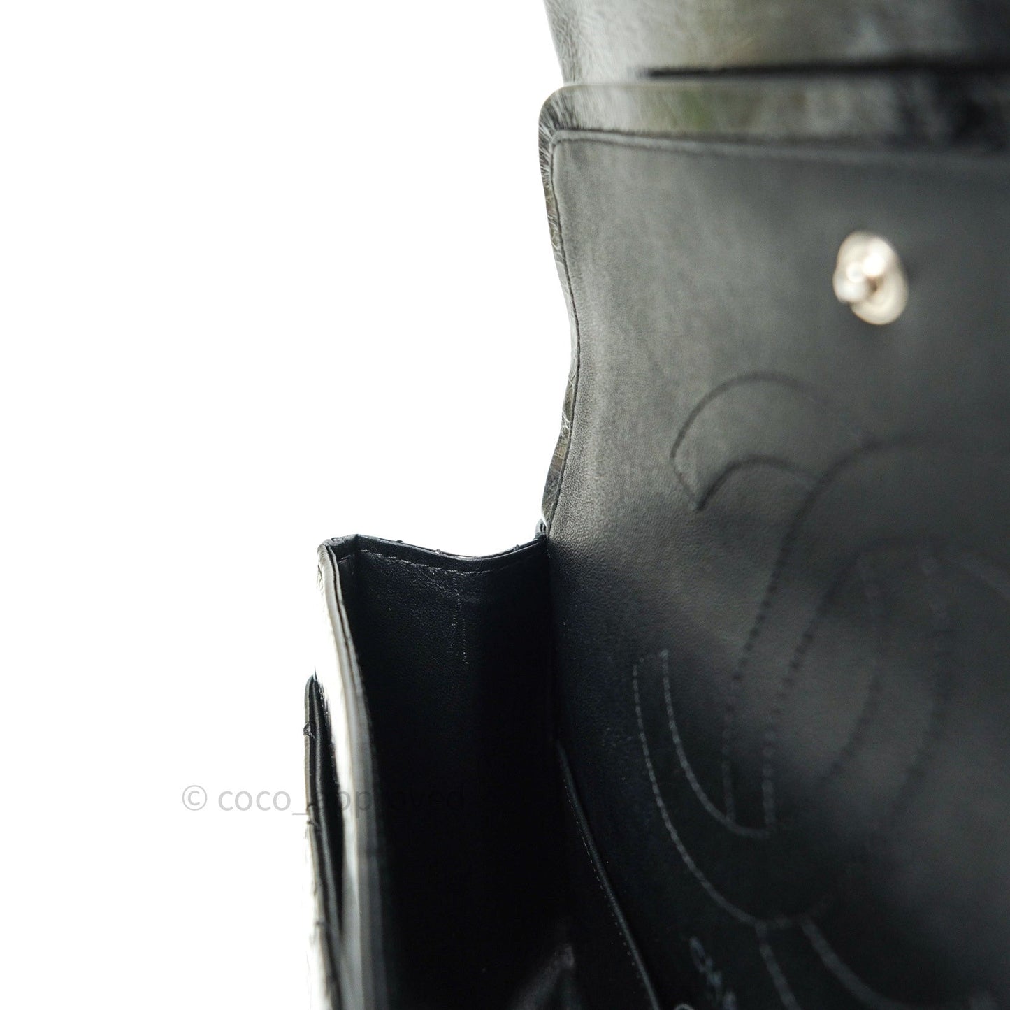 Chanel 2.55 Reissue Glazed Calfskin So Black 225 Black Hardware
