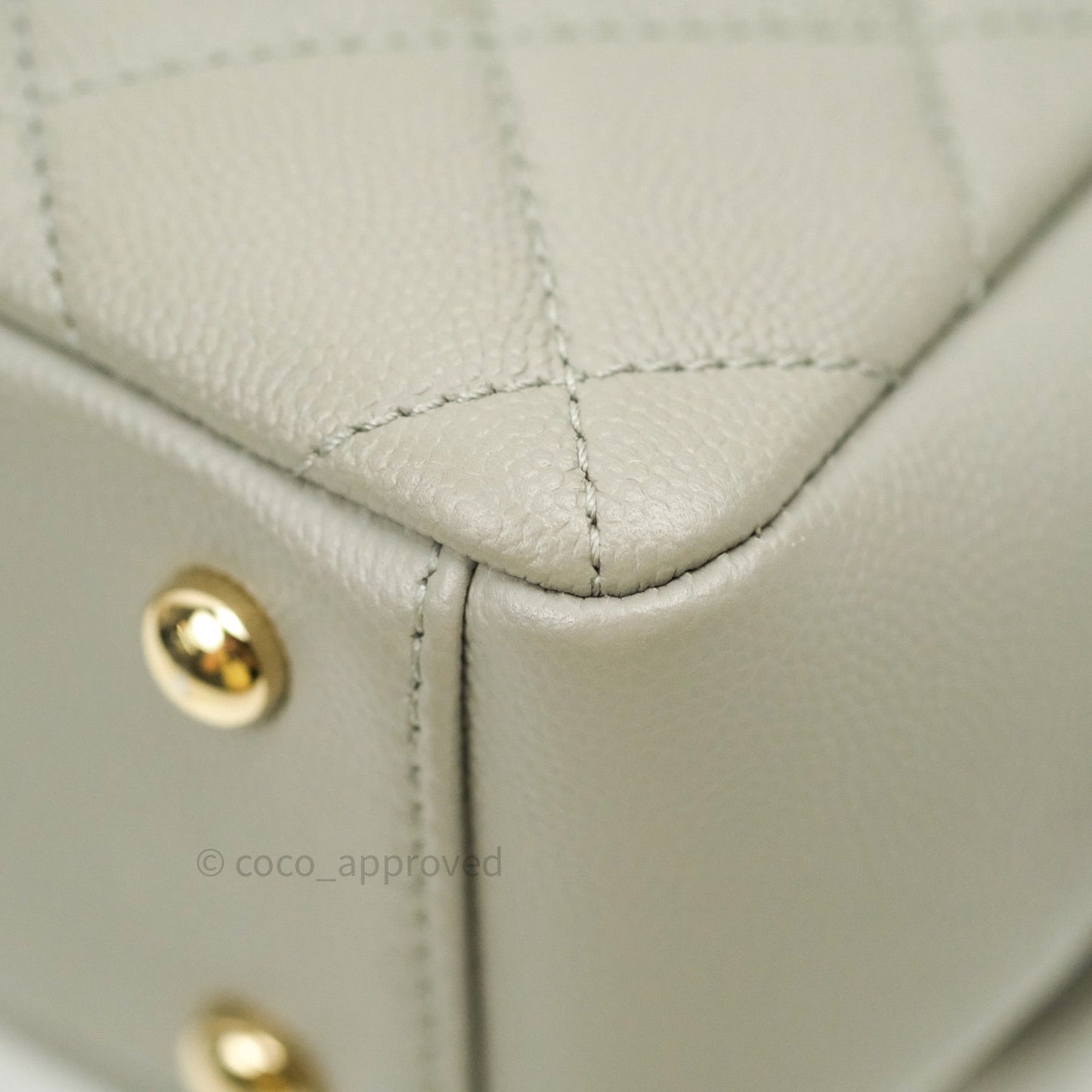 Chanel Quilted Small Business Affinity Flap Grey Caviar Light Gold Hardware