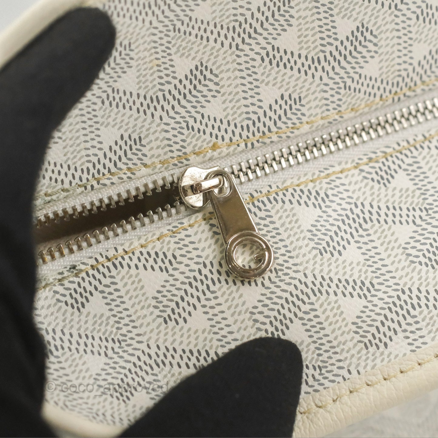 Goyard Artois Goyardine Canvas PM⁣⁣⁣⁣⁣⁣⁣⁣⁣⁣⁣⁣⁣⁣⁣⁣⁣⁣⁣⁣ White