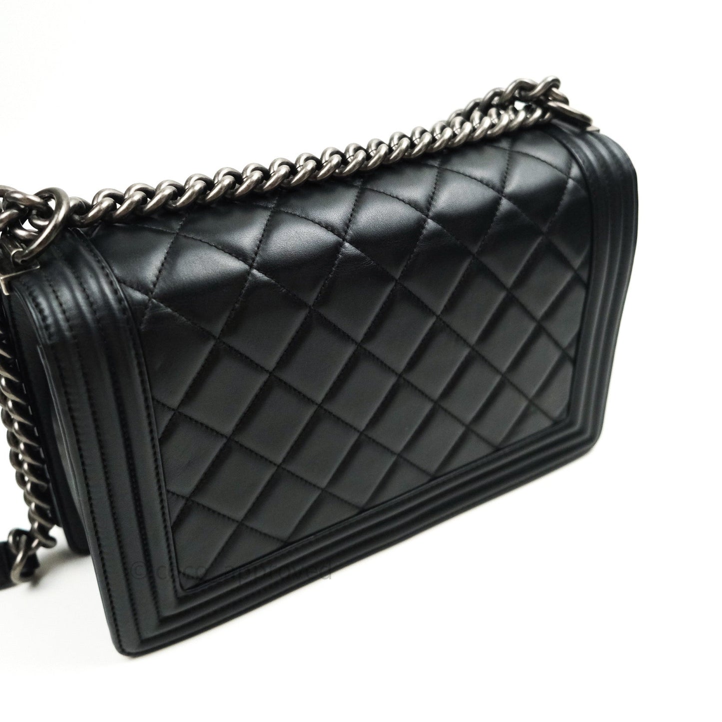 Chanel Quilted Boy New Medium Black Calfskin Ruthenium Hardware
