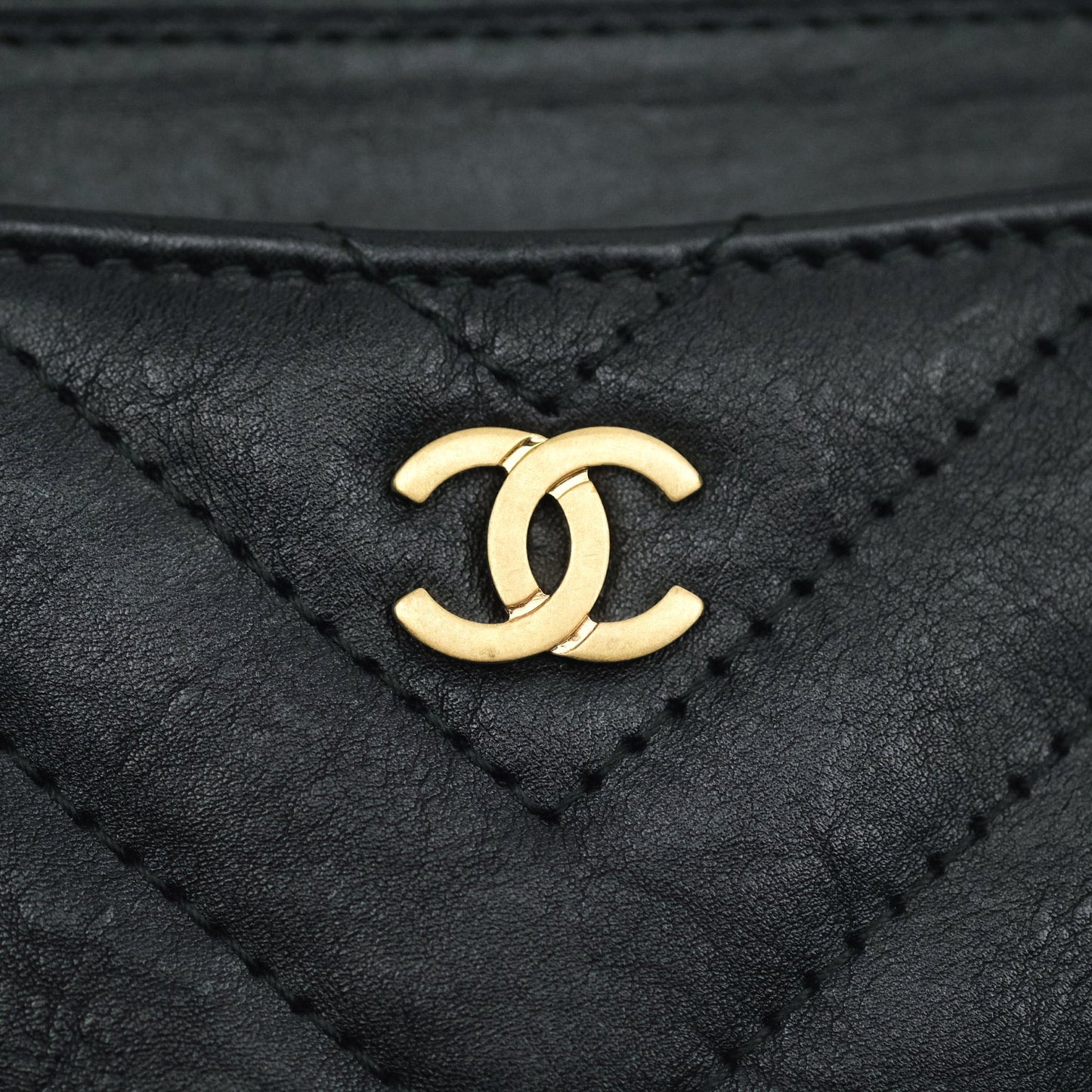 Chanel Black Chevron Classic Calfskin Flat Card Holder Gold Hardware
