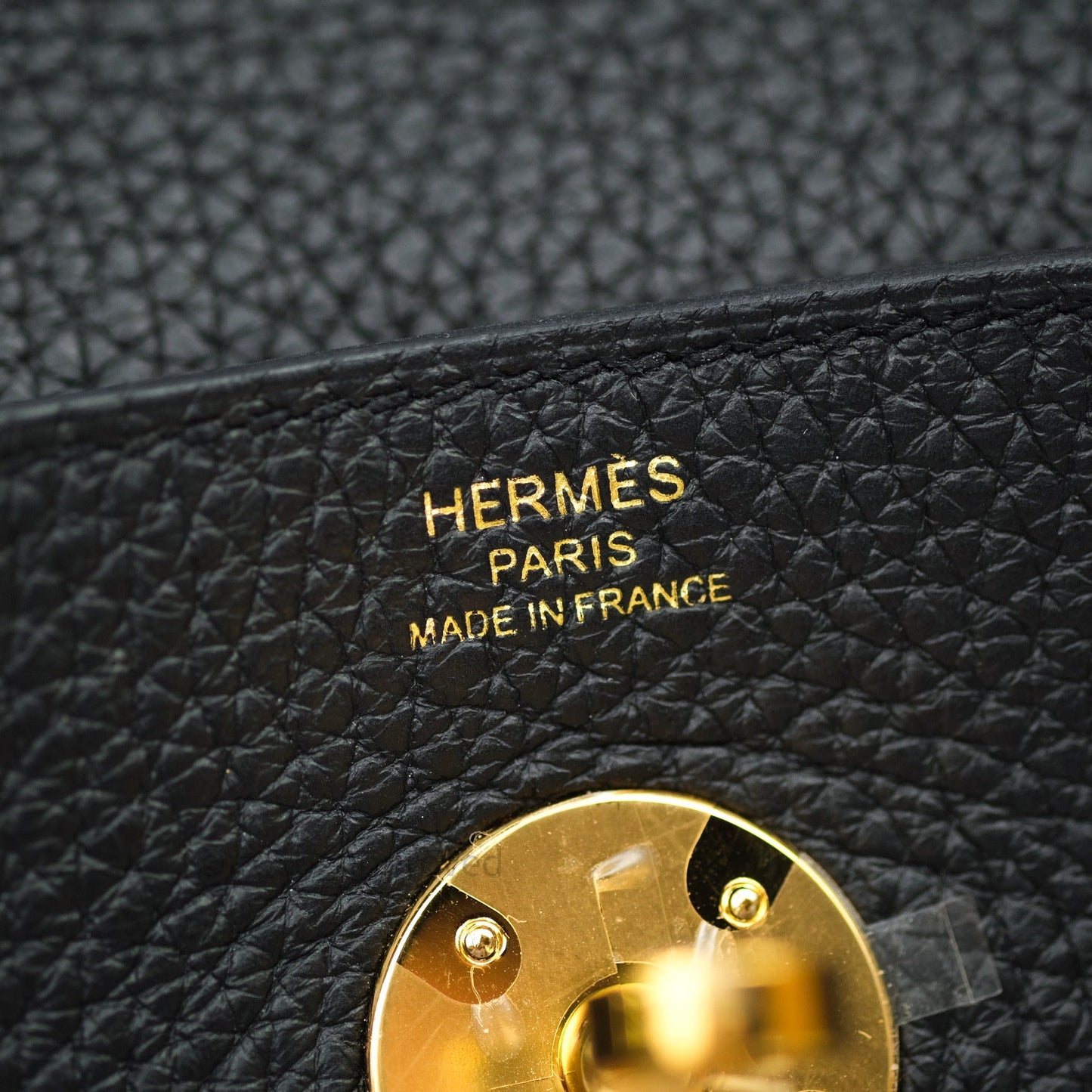 Hermès Lindy 26 Taurillion Clemence Black Gold Hardware