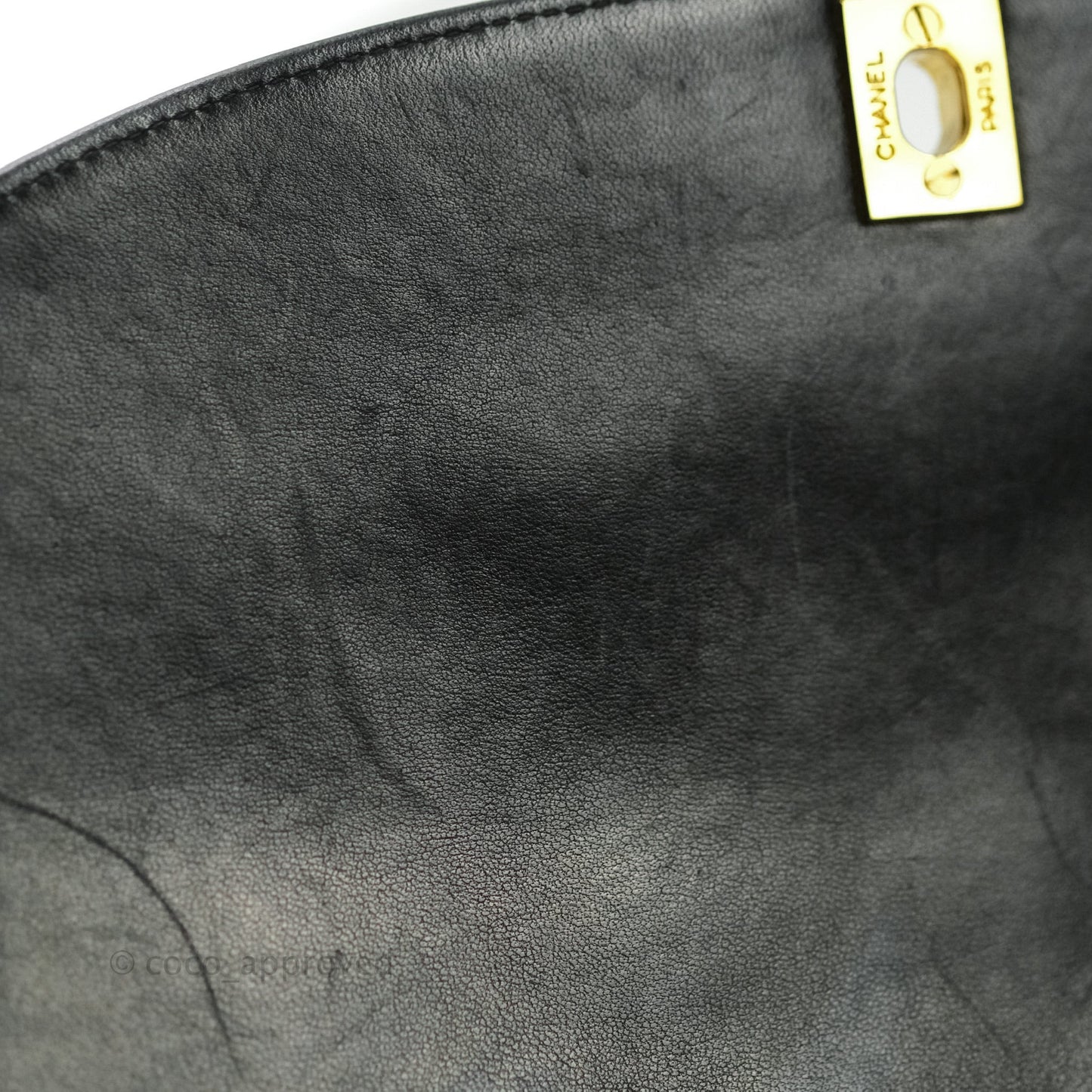Chanel Black Quilted Lambskin Medium Vintage Classic Diana Flap Bag