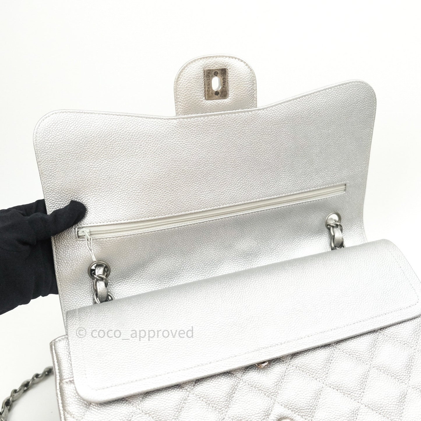 Chanel Jumbo Double Flap Silver Caviar Ruthenium Hardware⁣⁣