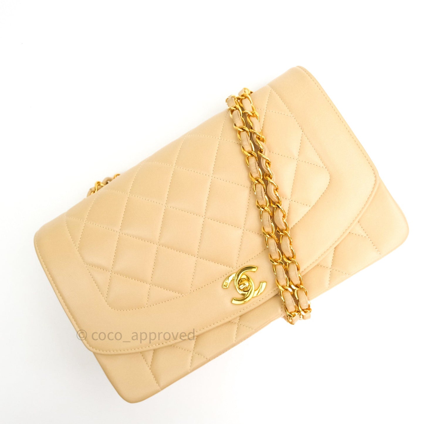 Chanel Diana Quilted Beige Lambskin Medium Vintage 24K Gold Hardware
