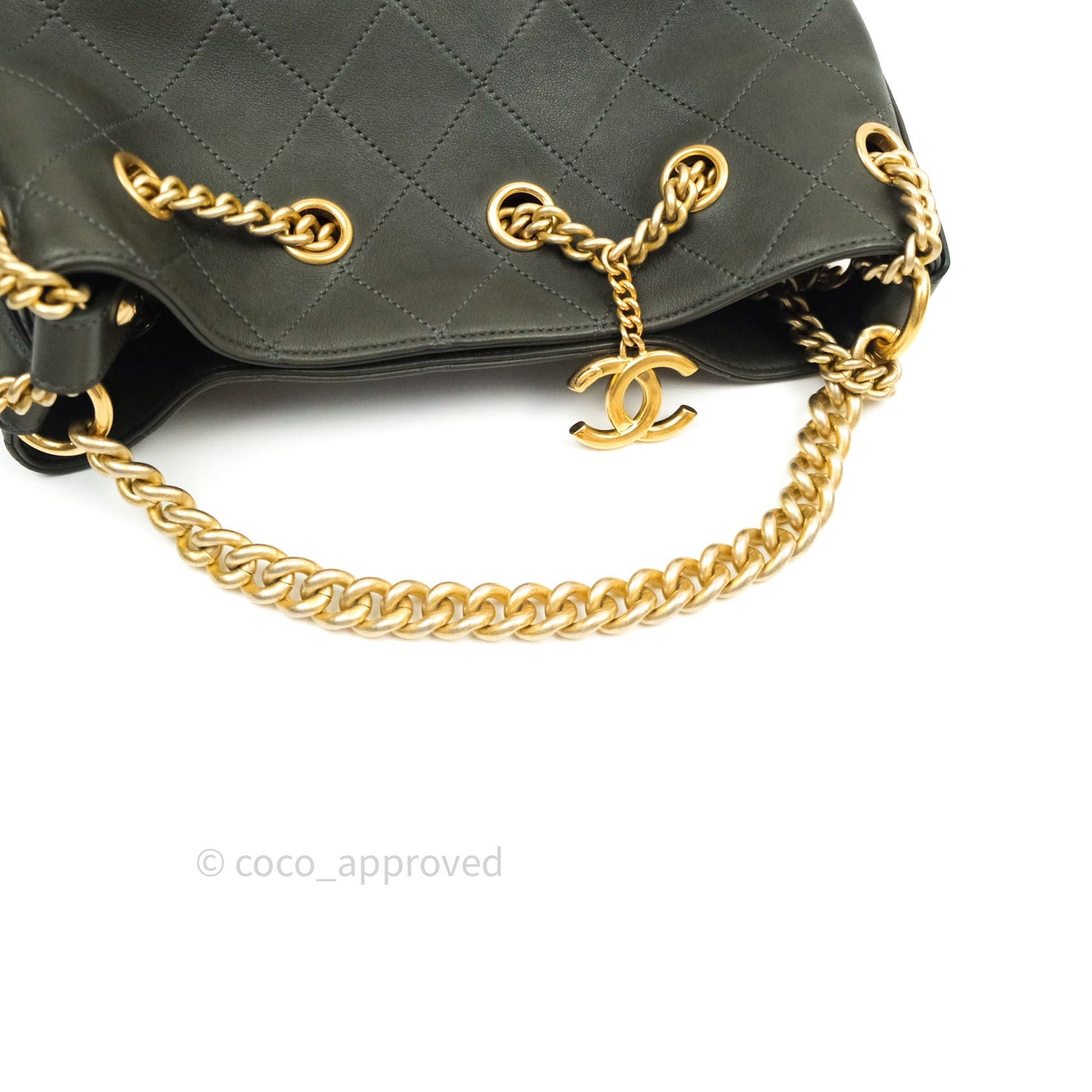 Chanel On My Shoulder Calfskin Bucket Bag⁣
