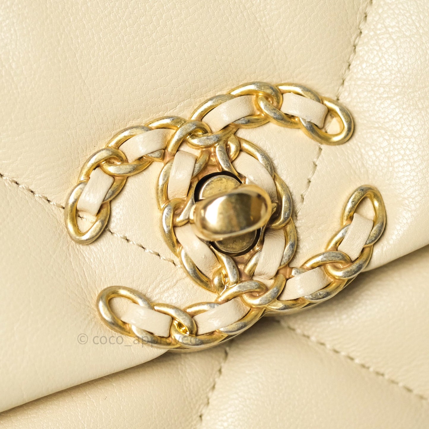 Chanel 19 Medium Beige Goatskin Mixed Hardware