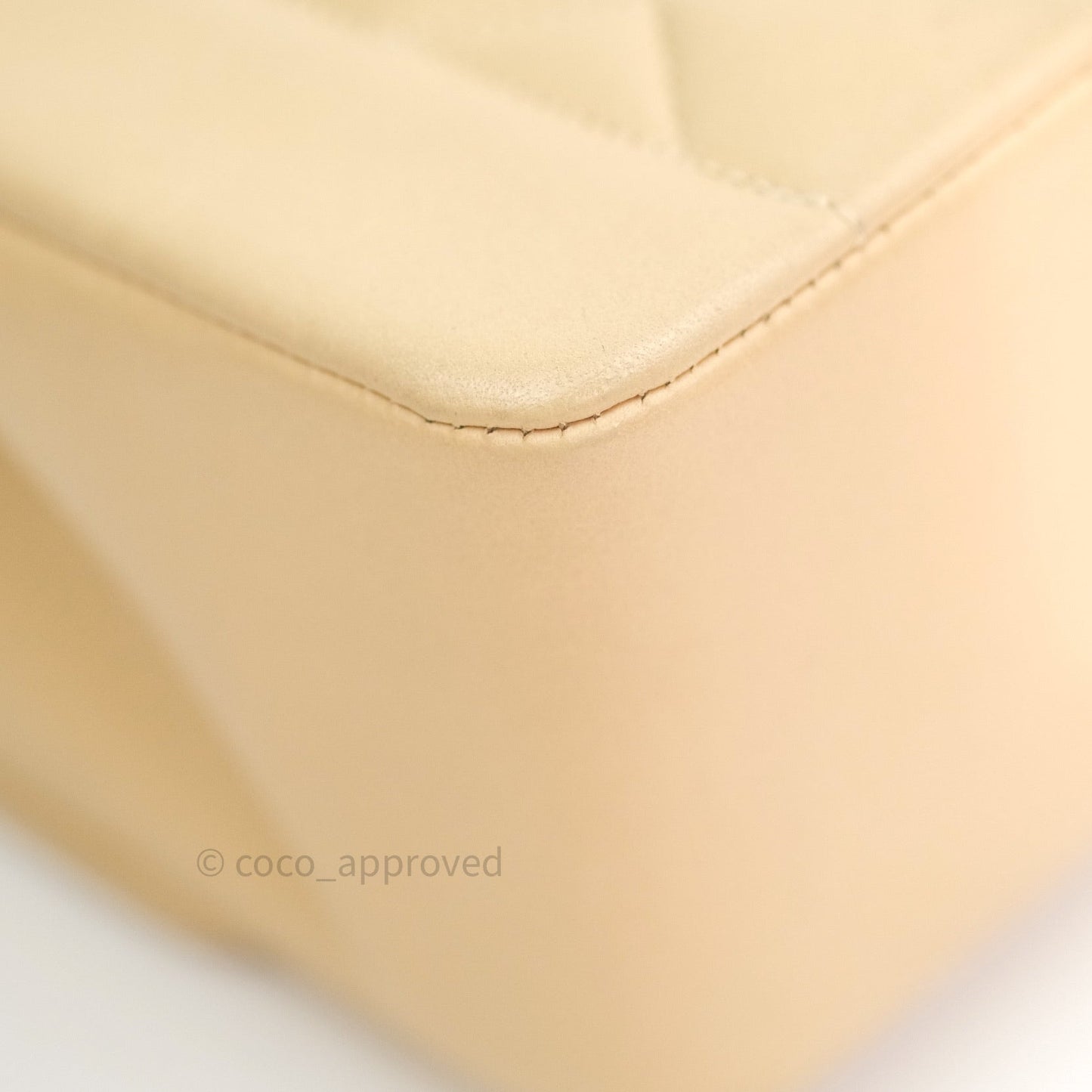 Chanel Diana Quilted Beige Lambskin Medium Vintage 24K Gold Hardware