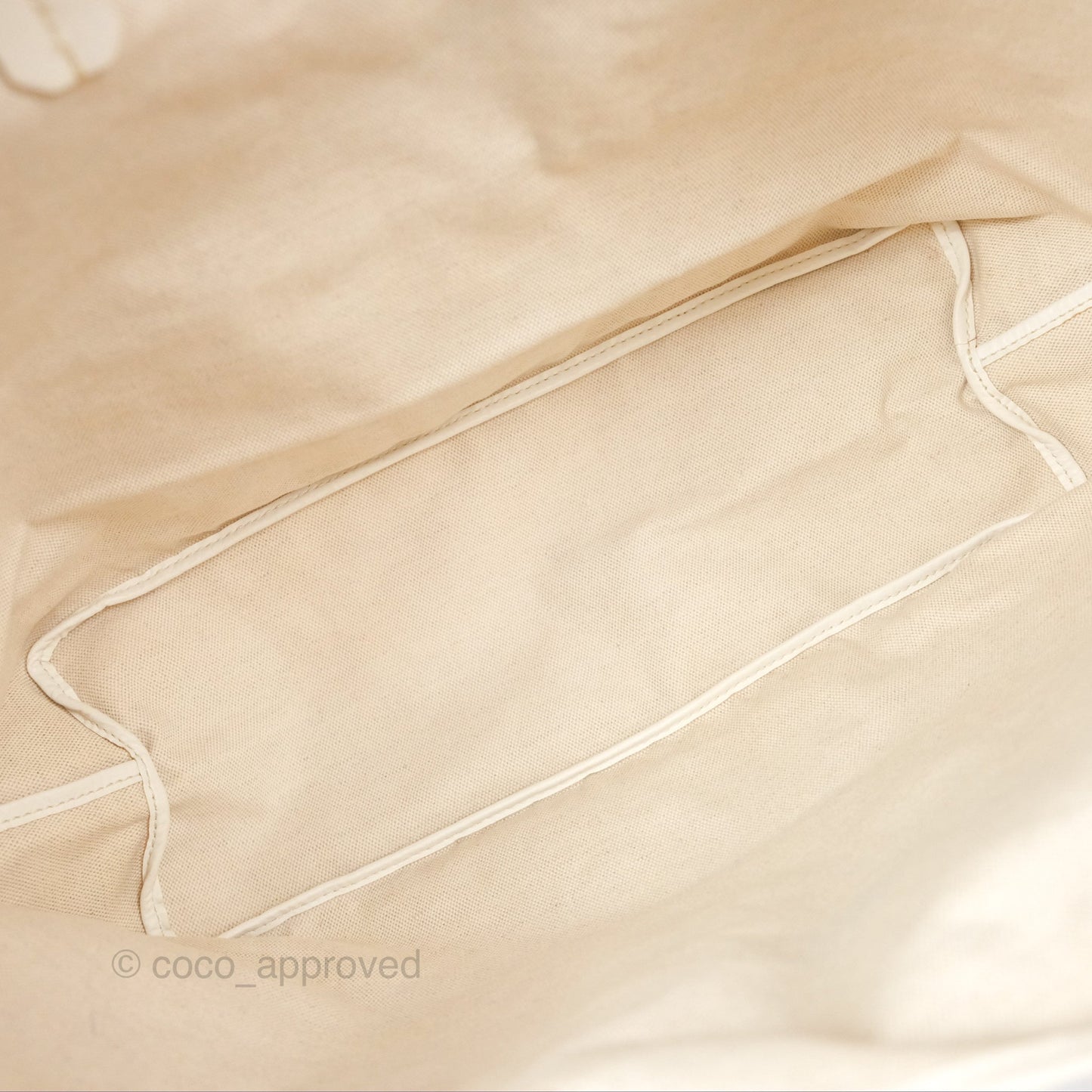 Goyard St Louis Tote PM ⁣⁣⁣⁣⁣⁣⁣⁣⁣⁣⁣⁣⁣⁣⁣⁣⁣⁣⁣⁣White Goyardine Canvas