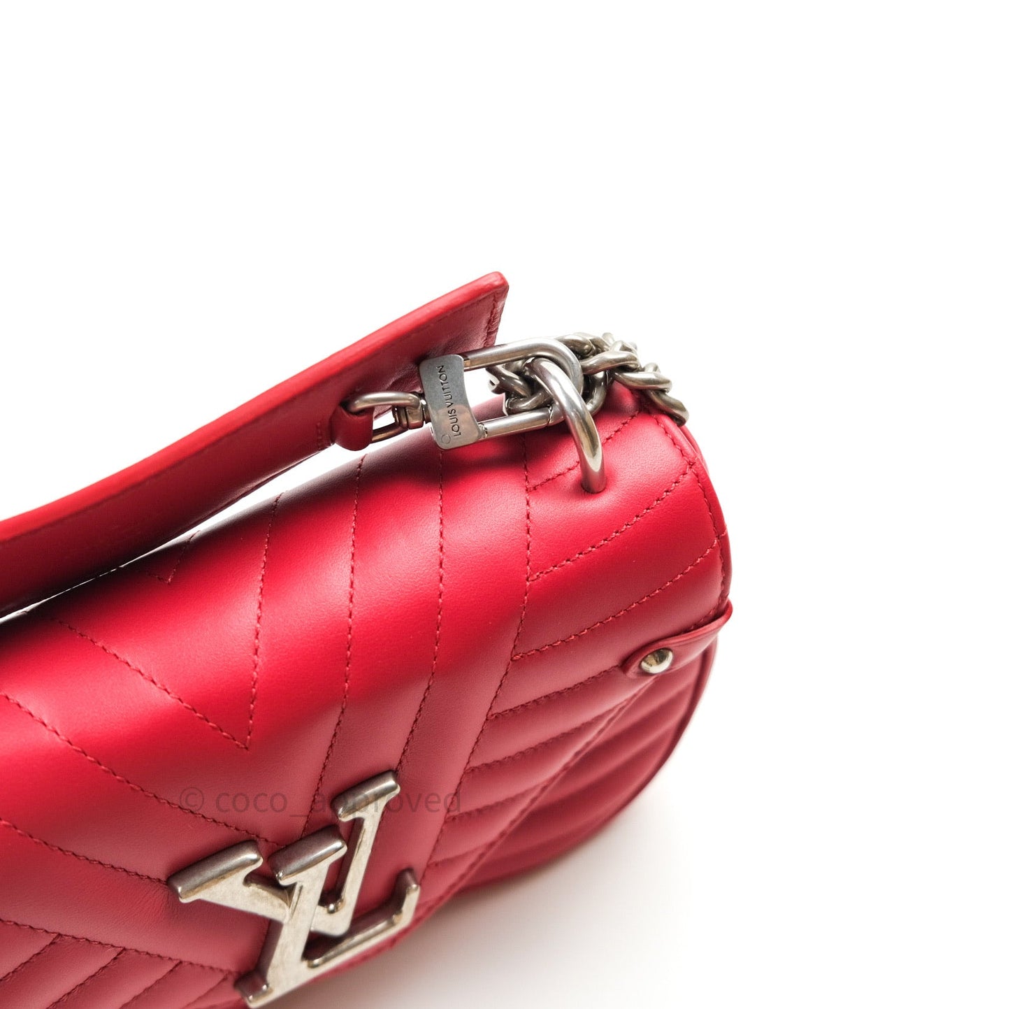 Louis Vuitton New Wave Chain Red Calfskin PM
