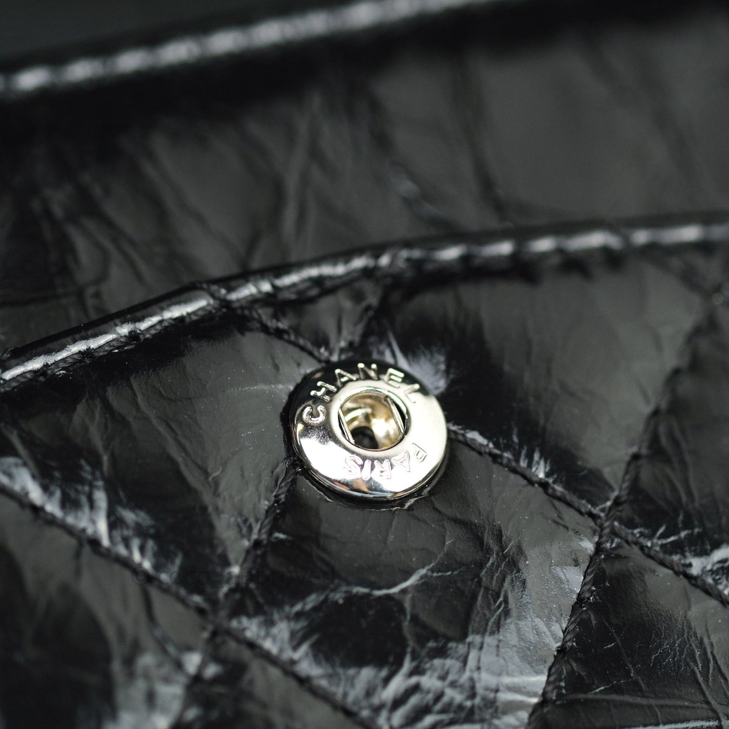 Chanel 2.55 Reissue Glazed Calfskin So Black 225 Black Hardware