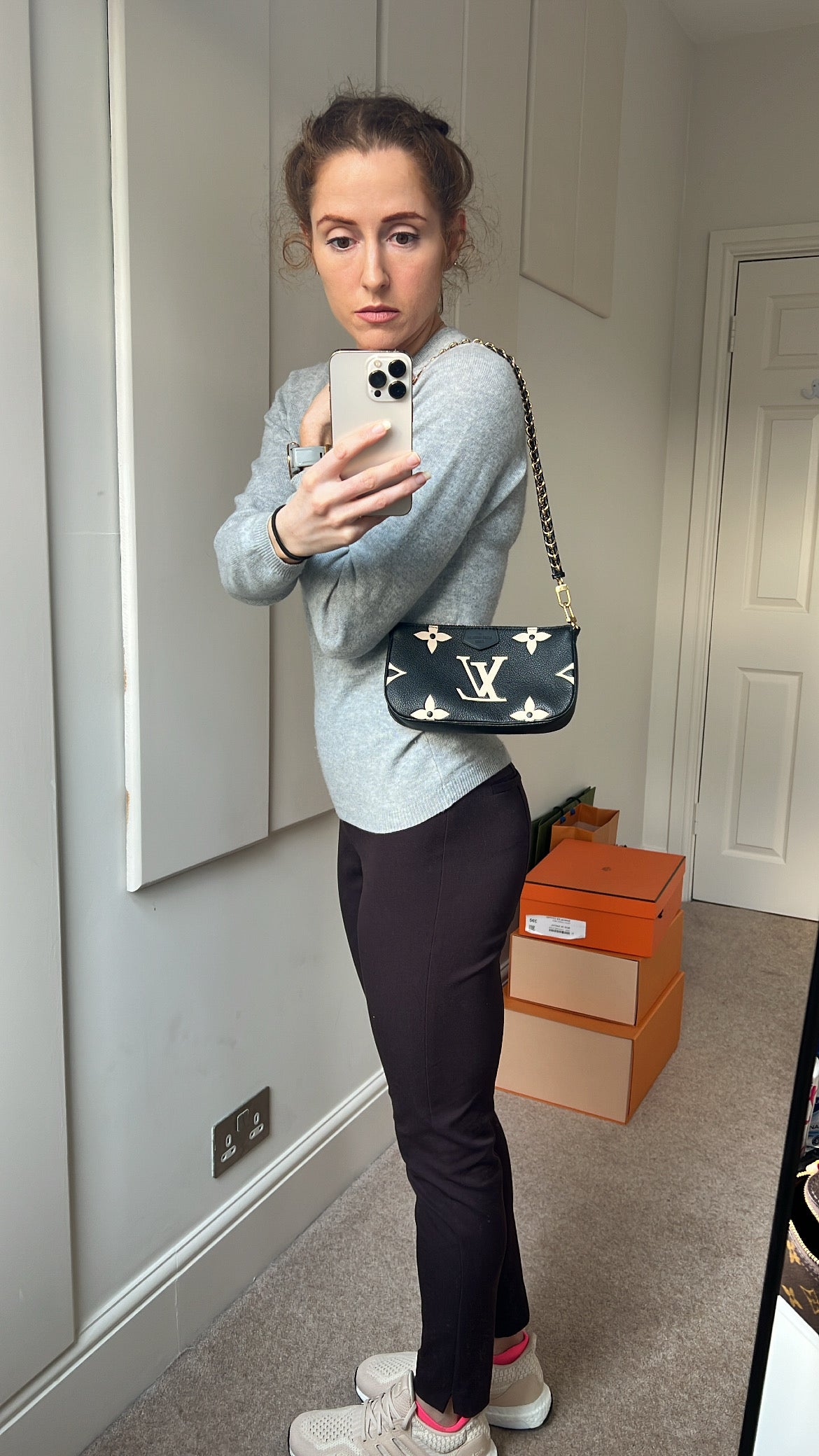 Louis Vuitton Multi Pochette Accessoires Black Beige Empreinte (2120)