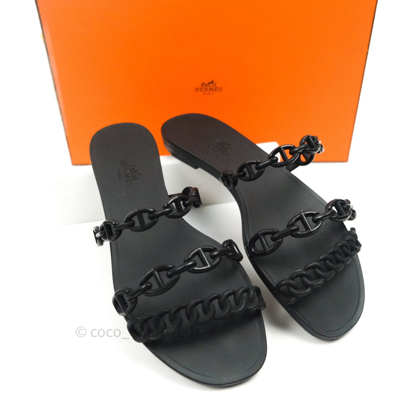 Hermès Rivage Sandals Black Size 36