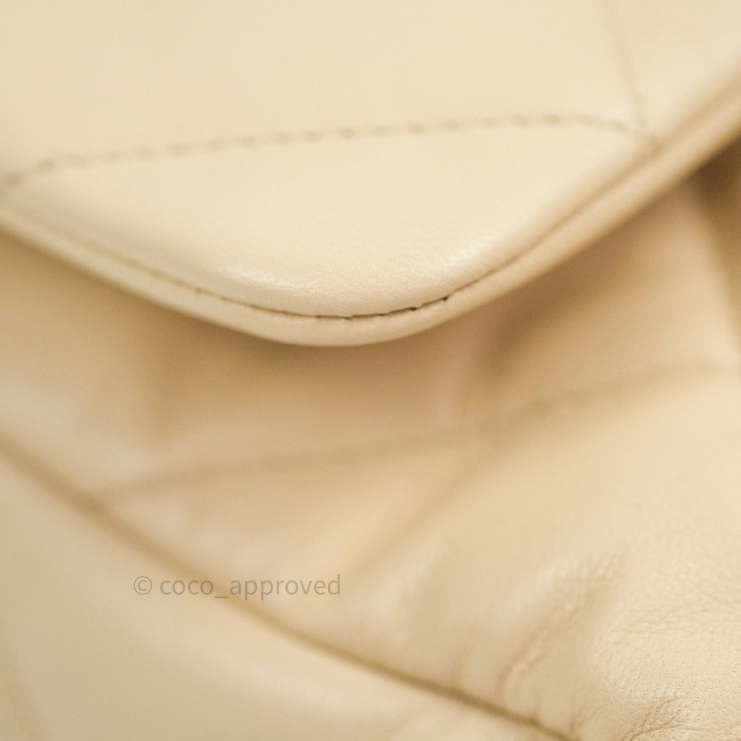 Chanel 19 Medium Beige Lambskin Mixed Hardware