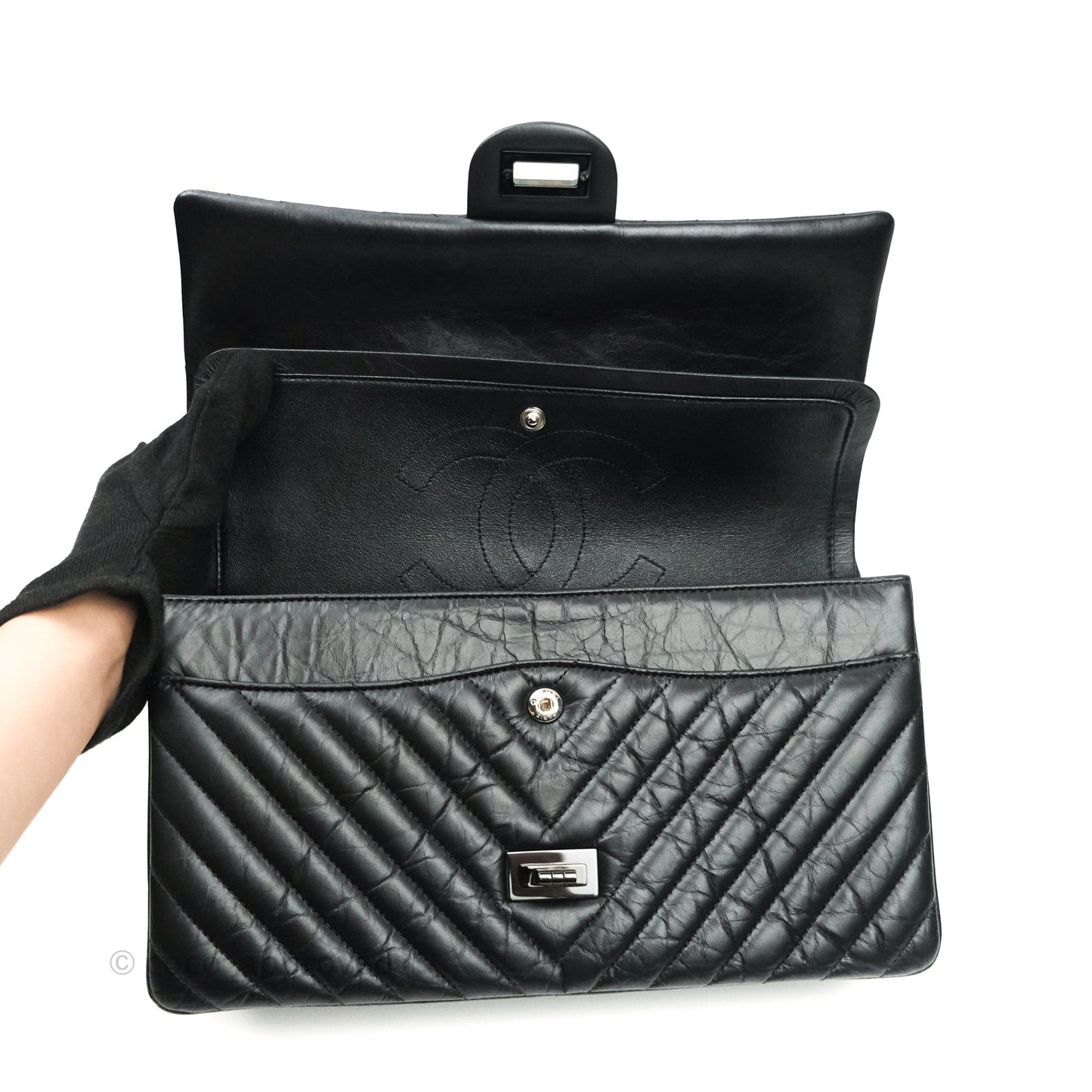 Chanel Reissue Chevron Aged Calfskin So Black Hardware 226