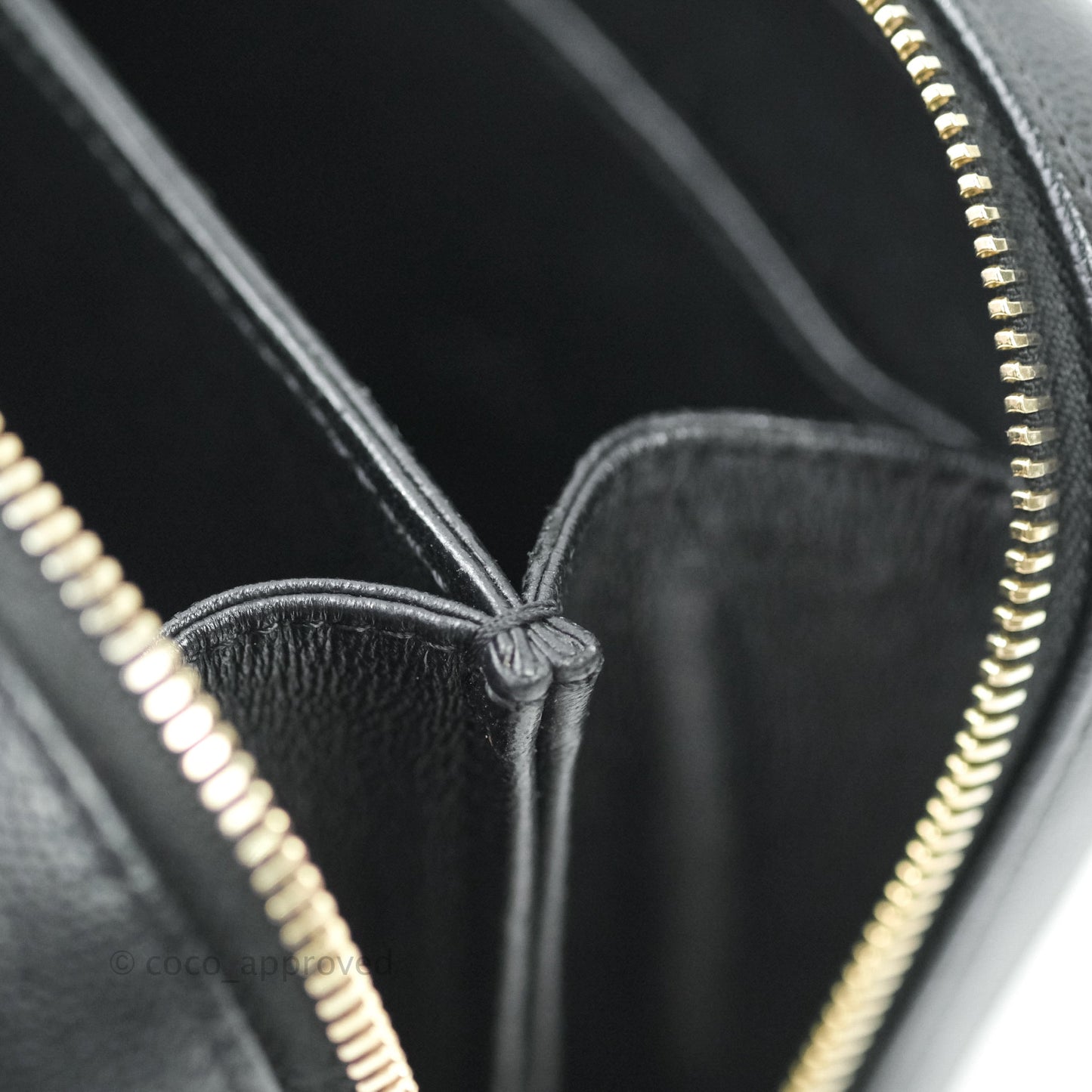 Chanel Quilted Small CC Filigree Vanity Case Black Caviar