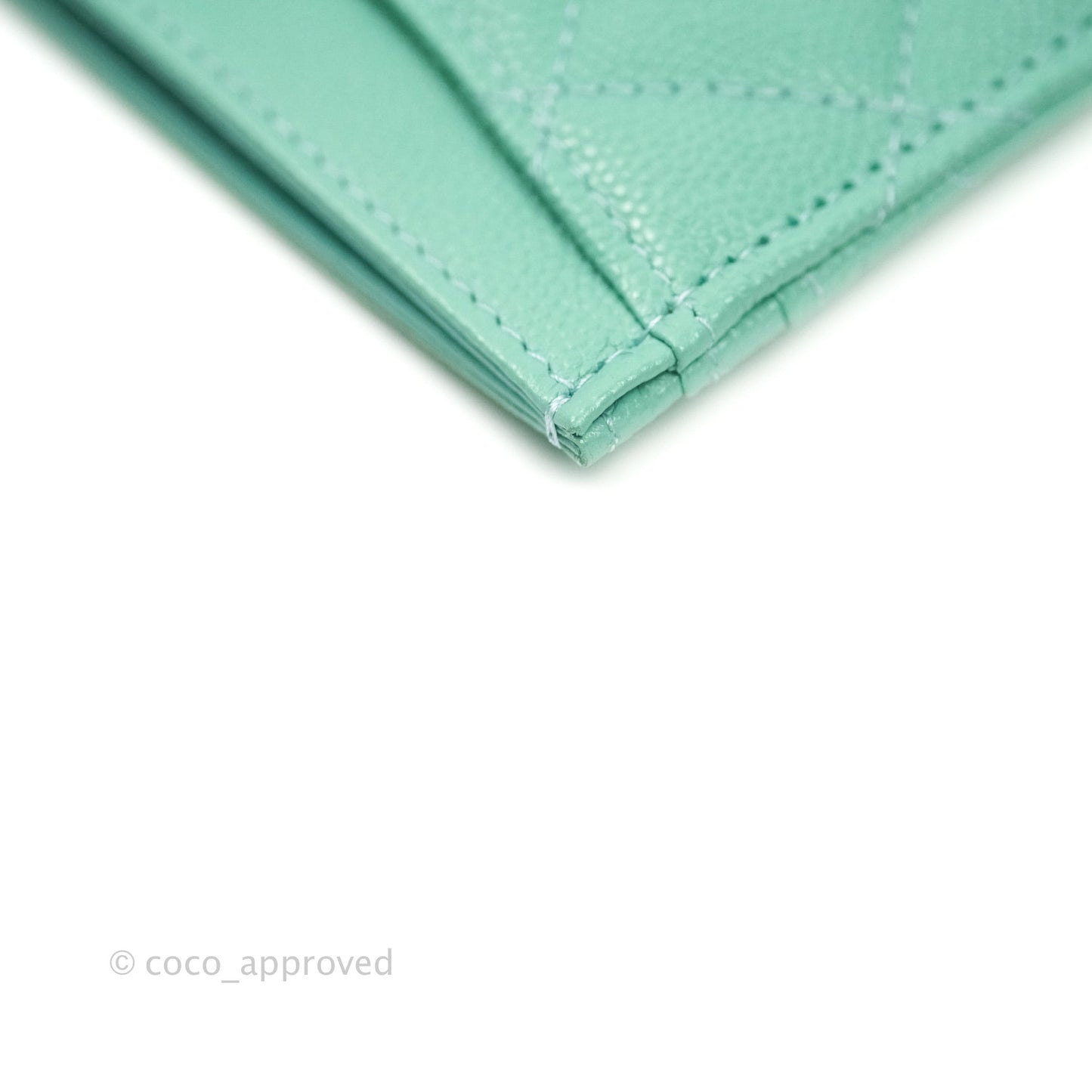 Chanel Quilted Classic Mint Caviar Gold Hardware Flat Card Holder