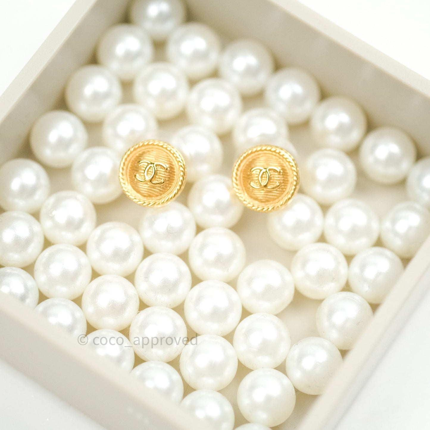 Chanel CC Earrings Gold Tone 18A