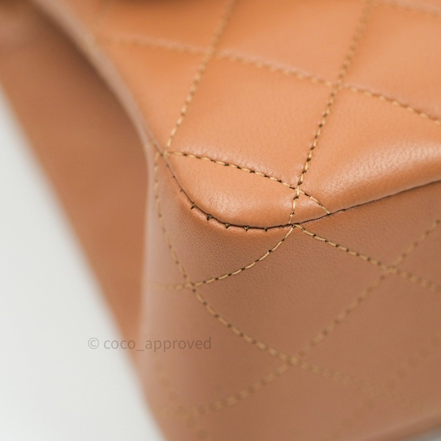 Chanel Classic M/L Medium Flap Quilted Dark Beige Caramel Lambskin Gold Hardware 21P