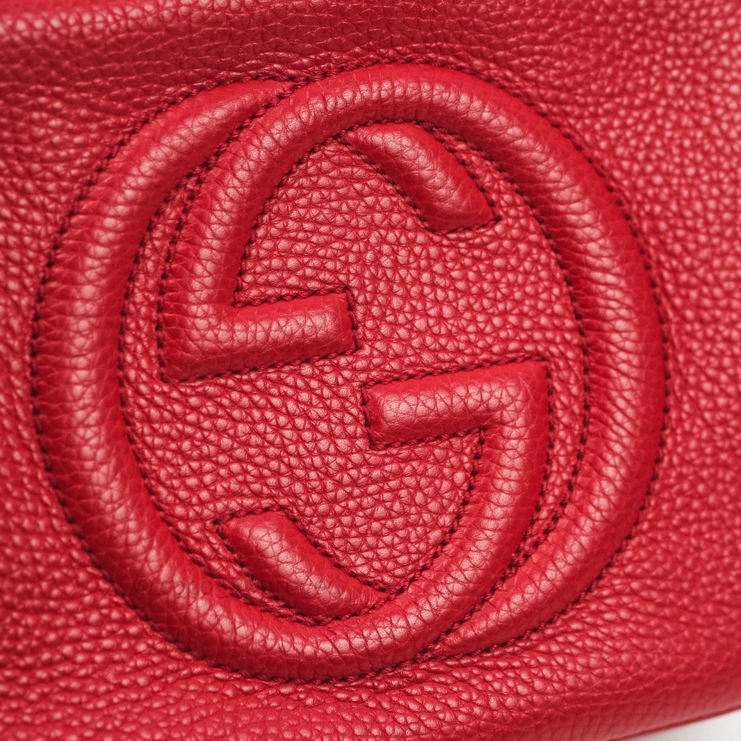 Gucci Calfskin Small Soho Disco Bag Red