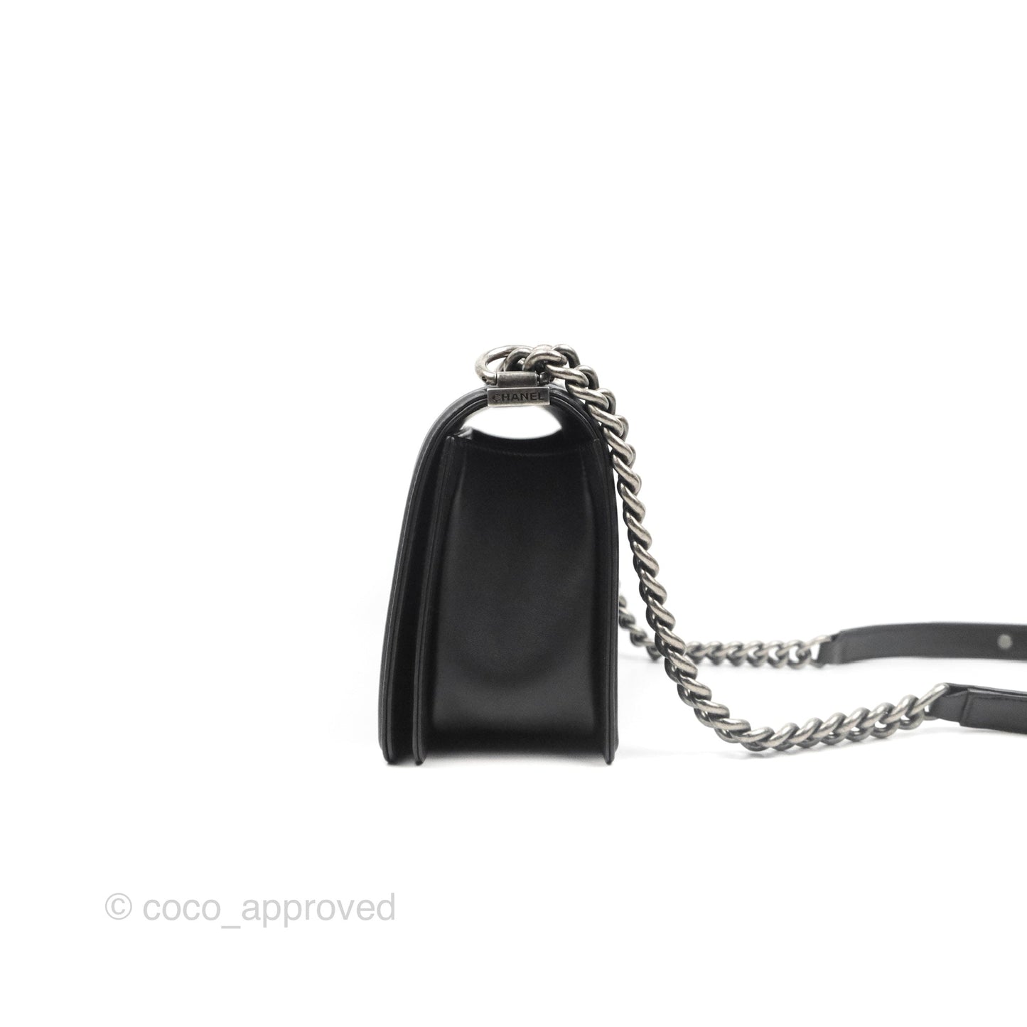Chanel Quilted Medium Boy Black Calfskin Ruthenium Hardware