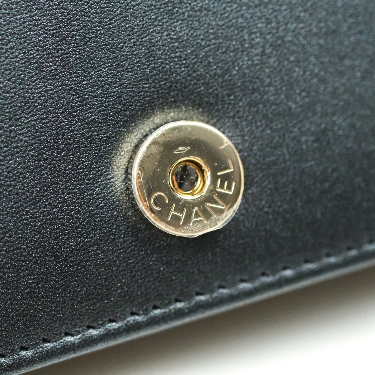 Chanel Quilted Black Iridescent Lambskin Pearl Wallet On Chain WOC