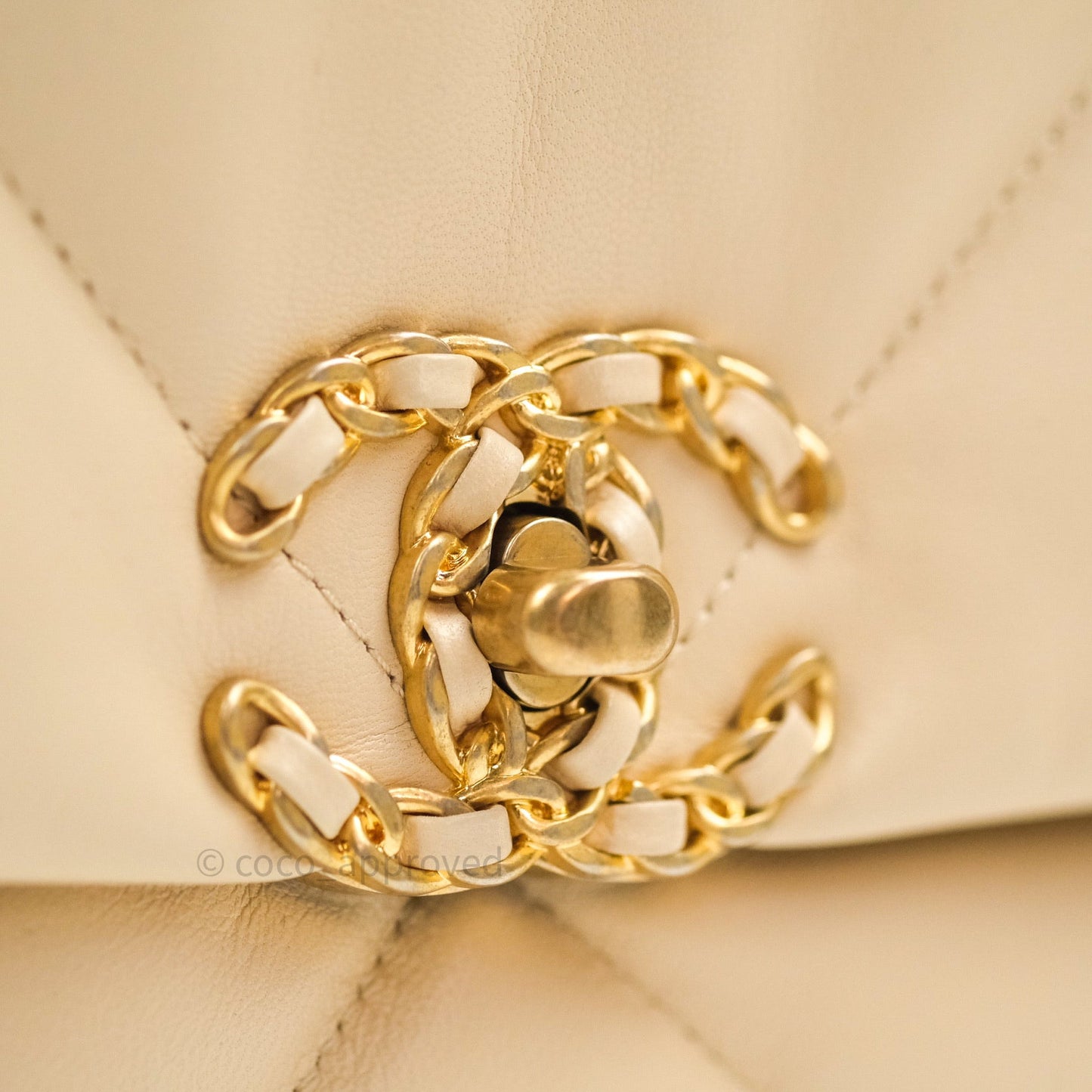 Chanel 19 Medium Beige Lambskin Mixed Hardware