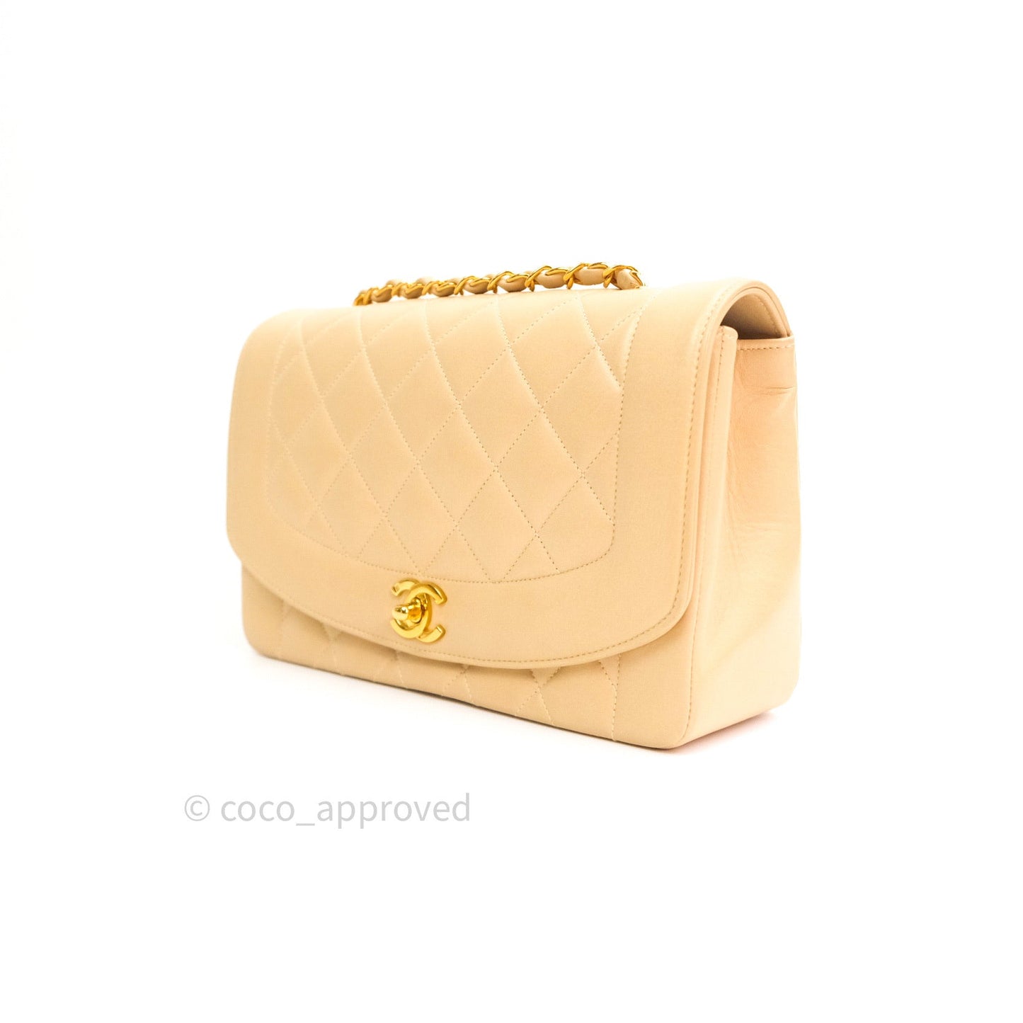 Chanel Diana Quilted Beige Lambskin Medium Vintage 24K Gold Hardware