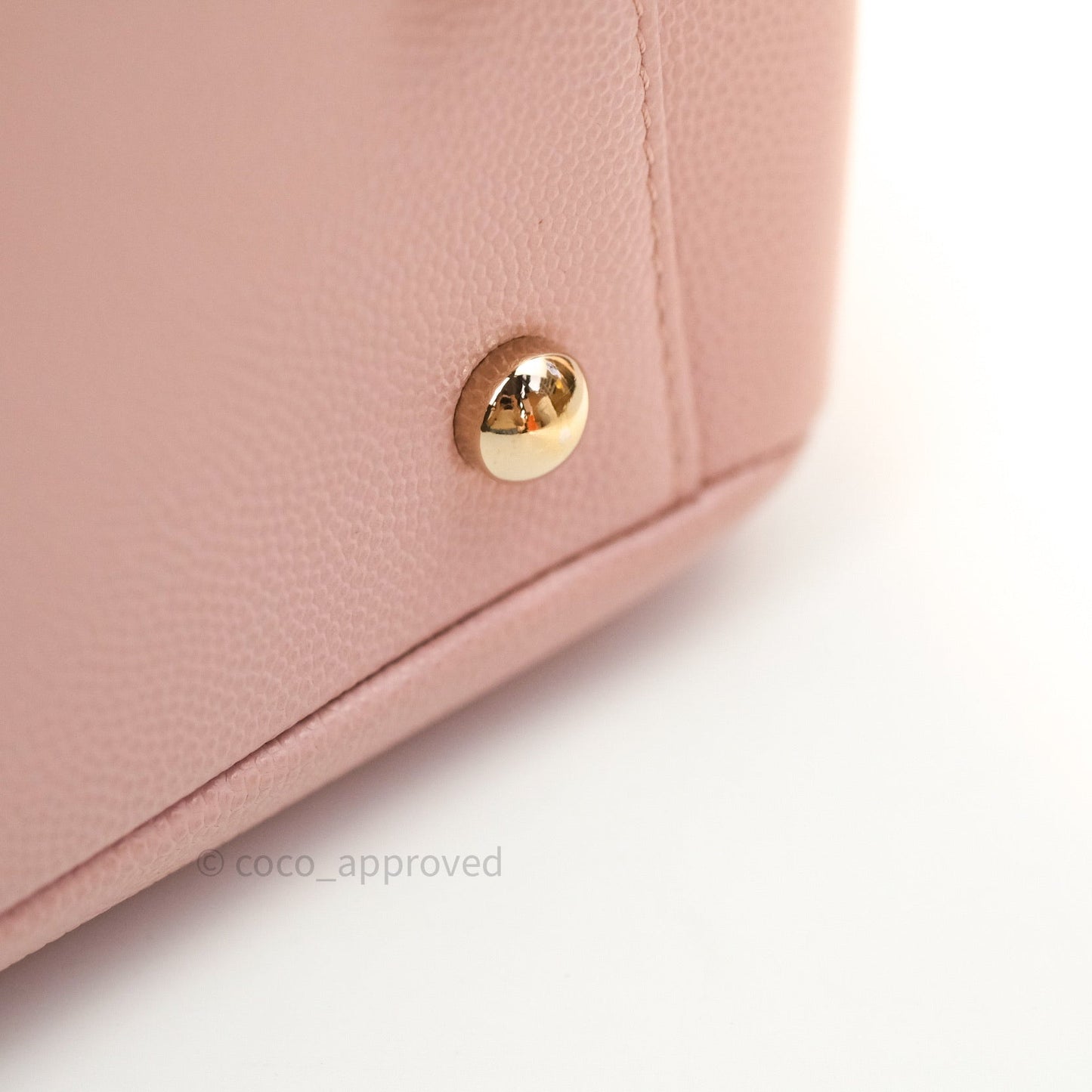 Chanel Quilted Medium Business Affinity Flap Light Pink Light Gold Hardware