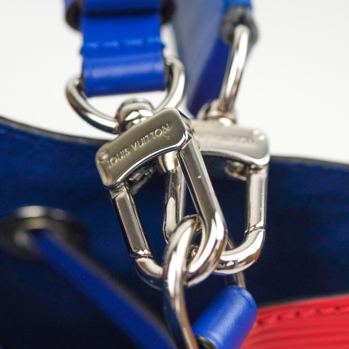 Louis Vuitton Neonoe Coquelicot Epi Leather⁣