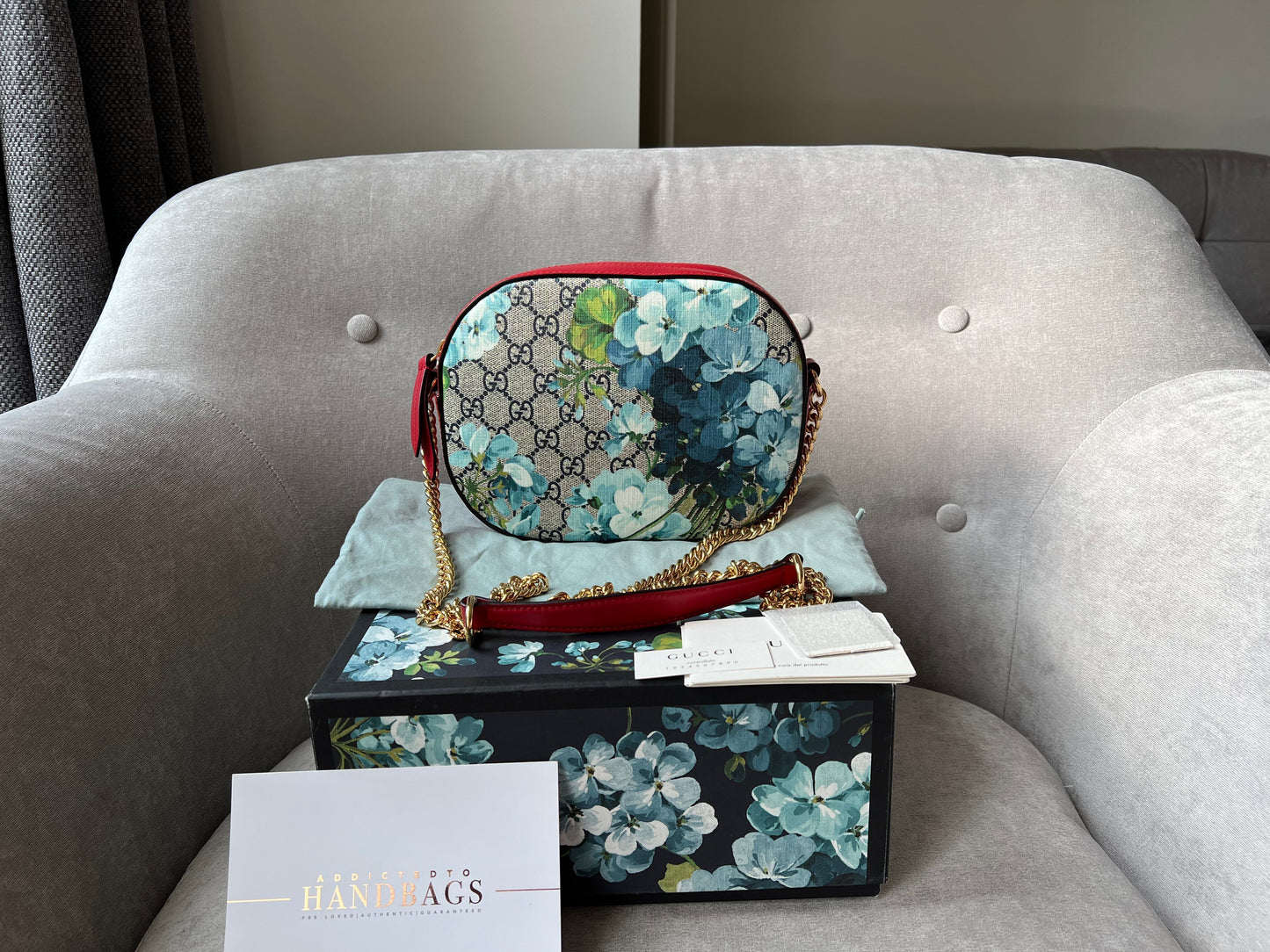 Luxury Gucci Dionysus Blooms GG Supreme Chain Mini Bag