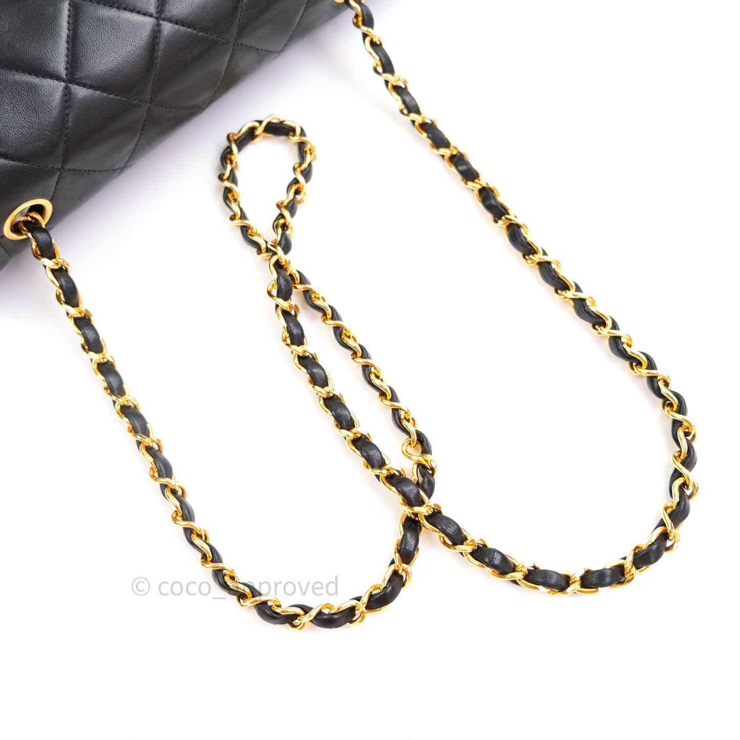 Chanel Black Quilted Lambskin Medium Vintage Classic Diana Flap Bag