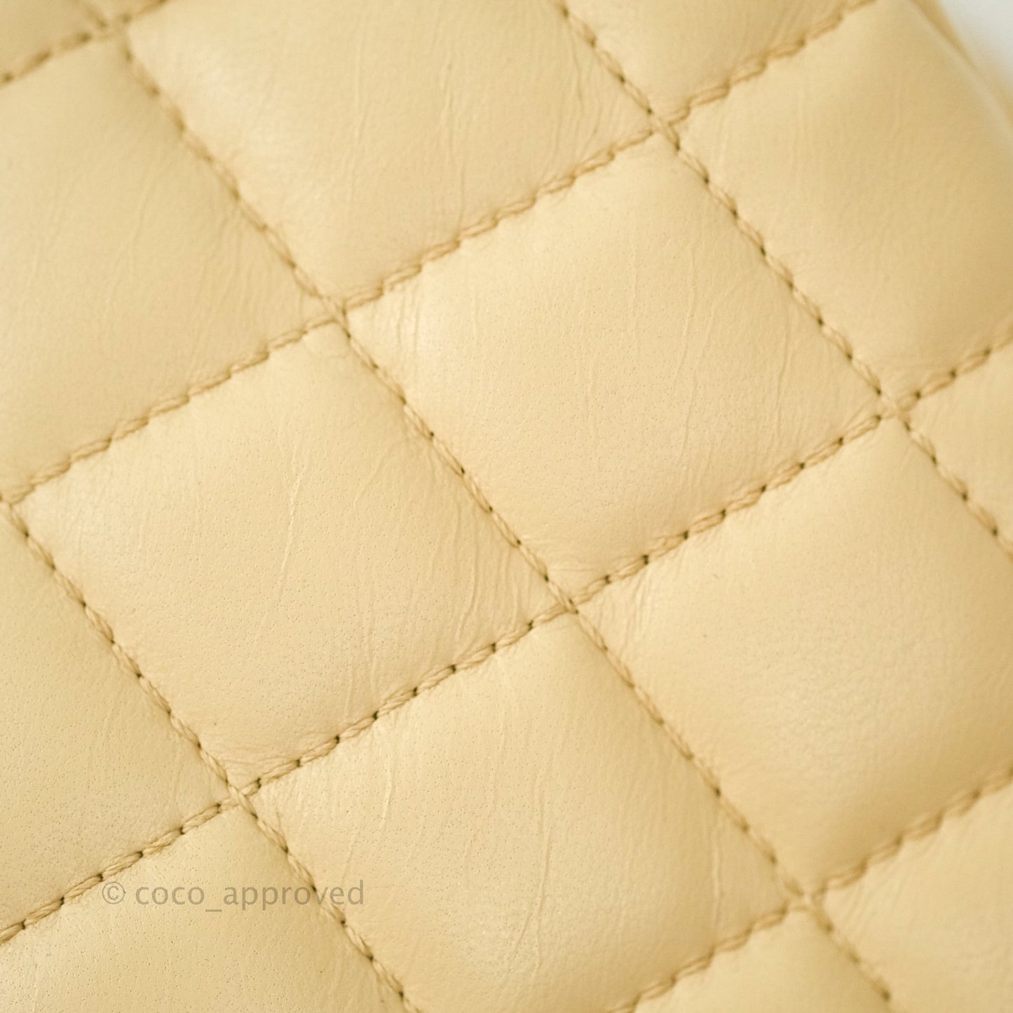 Chanel Quilted Timeless Kisslock Clutch Beige Lambskin Silver Hardware