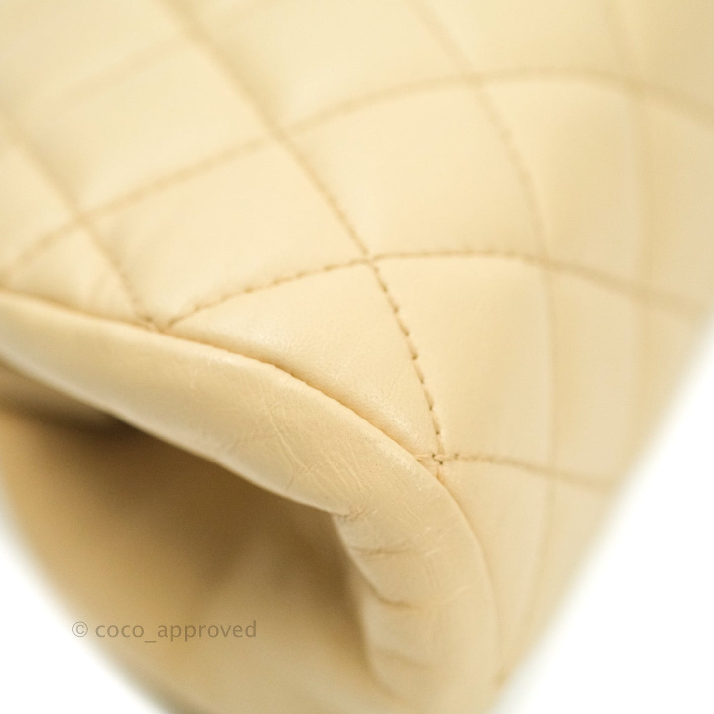 Chanel Quilted Timeless Kisslock Clutch Beige Lambskin Silver Hardware